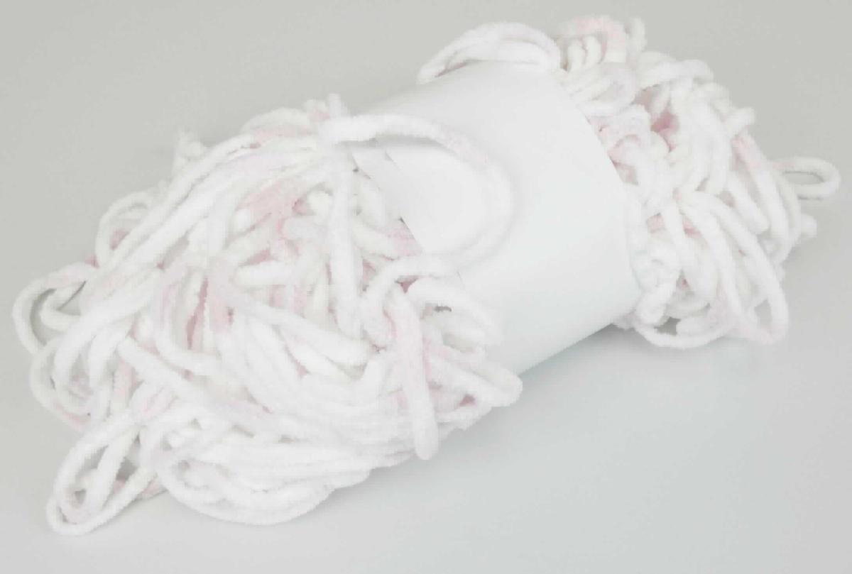 Chenillegarn, sog. Velourgarn (Sandra), Foto siehe Anlage,
- als Meterware im Knäuel,
- mit einer bedruckten Papierbanderole umhüllt, 
- laut Untersuchungsergebnis:
-- Chenillegarn, somit keine Ware des Kapitels 55,
-- aus synthetischen Chemiefasern (laut Antrag aus Polyester).

"Chenillegarn"