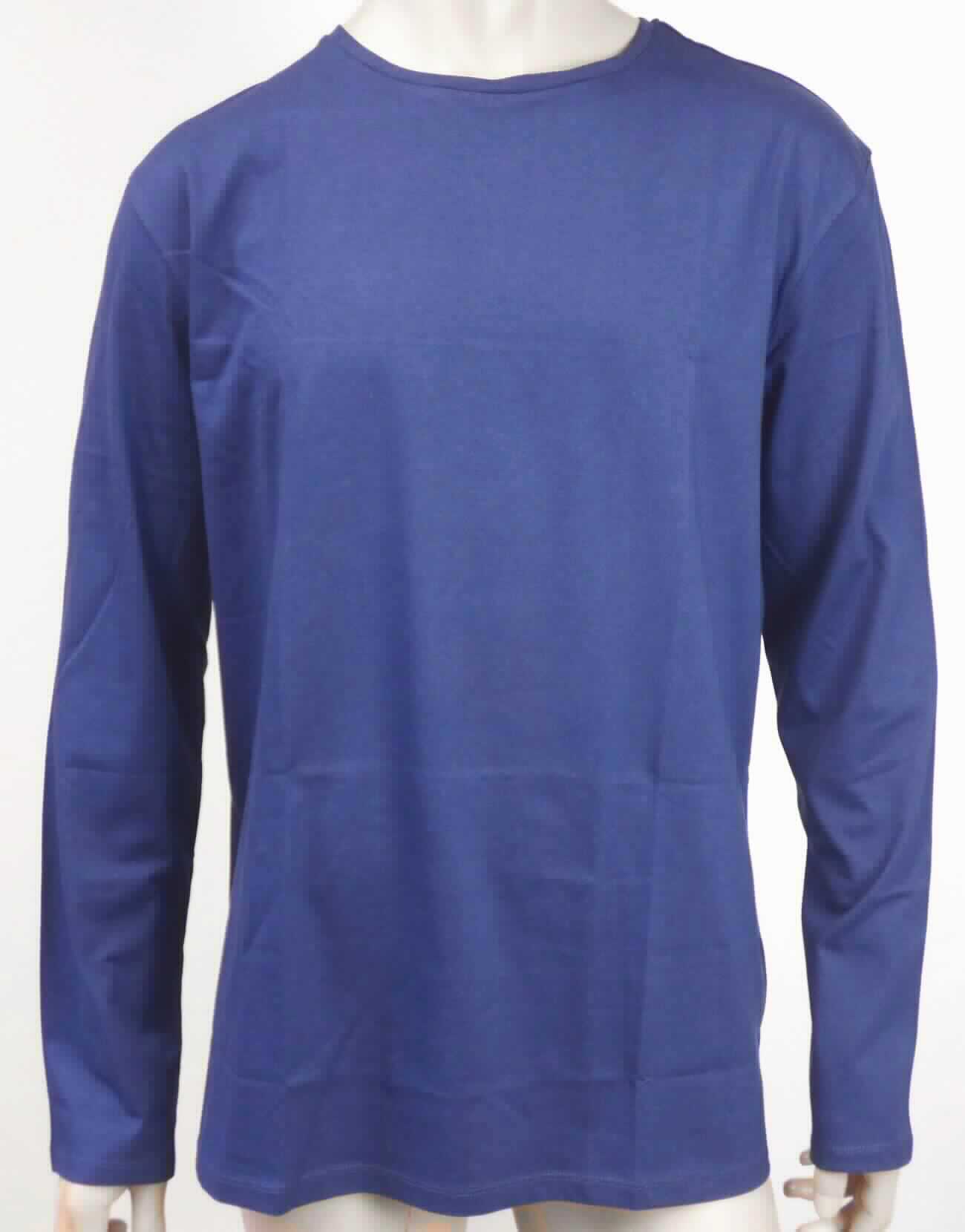 T-Shirt, sog. Roundneck T-Shirt Men, Art. 1465/1465M, Größe XL, Foto siehe Anlage,
- aus ca. 0,5 mm dicken (leichten), einfarbigen Gewirken aus laut Antrag 100 % Baumwolle,
- über den Schritt reichend (Rückenlänge: ca. 77 cm),
- mit einem runden, halsnahen Ausschnitt mit einer Randeinfassung,
- ohne Öffnung und ohne Verschluss,
- mit langen, enganliegenden Ärmeln,
- am unteren Rand und an den Ärmelenden durch Umschlagen und Festnähen gesäumt.

"T-Shirt, aus Gewirken, aus Baumwolle"