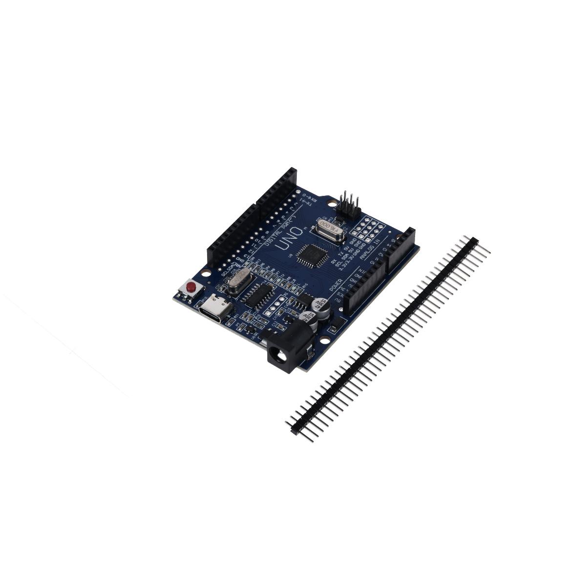 Sog. Mikrocontroller-Board, aus einer mit Mikrocontrollern (u.a. ATmega328P), einem USB-C-Anschluss, digitalen und analogen Ein- und Ausgängen sowie weiteren aktiven und passiven Bauelementen bestückten elektronischen Schaltung, nach Programmierung zum elektrischen Schalten und zum Steuern verschiedener Anwendungen bestimmt, aufgrund der Verwendung als charakterbestimmender Bestandteil einer Warenzusammenstellung gemeinsam mit einer Stiftleiste für den Einzelverkauf aufgemacht. 

Die Ware ist als "Träger mit mehreren Geräten der Position 8536 ausgerüstet, zum elektrischen Schalten oder Steuern, keine Vermittlungseinrichtung der Position 8517, für eine Spannung von 1000 V oder weniger, kein Steuerschrank für numerische Steuerungen, speicherprogrammierbar, nicht für bestimmte Luftfahrzeuge, nicht von den Unterpositionen 8537 1091 20 bis 8537 1091 73 erfasst" einzureihen.