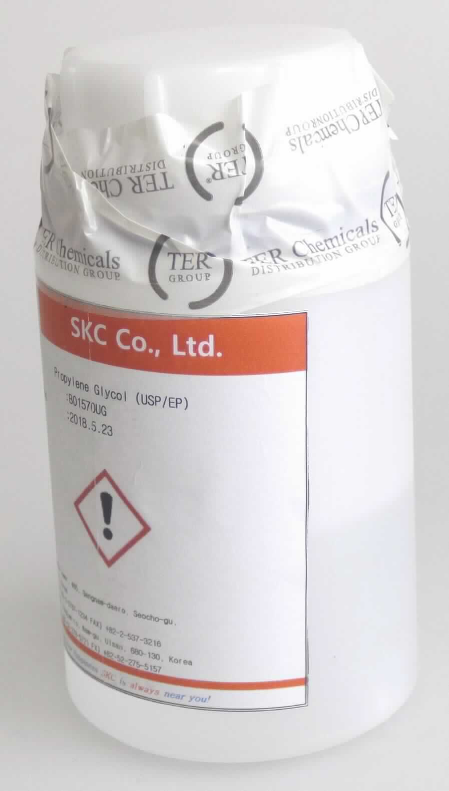 Acyclischer Alkohol; Propan-1,2-diol

Bei der vorgelegten Ware handelt es sich gemäß den vorgelegten Unterlagen um die chemisch einheitliche Verbindung Propan-1,2-diol. Eine synonyme Bezeichnung ist Propylenglykol. Die CAS-Nummer lautet 57-55-6. Die Reinheit beträgt mindestens 99%. Das Erzeugnis liegt als farblose, klare Flüssigkeit vor.

Die Ware ist als zweiwertiger gesättigter Alkohol in die Position 2905 der Kombinierten Nomenklatur einzureihen.