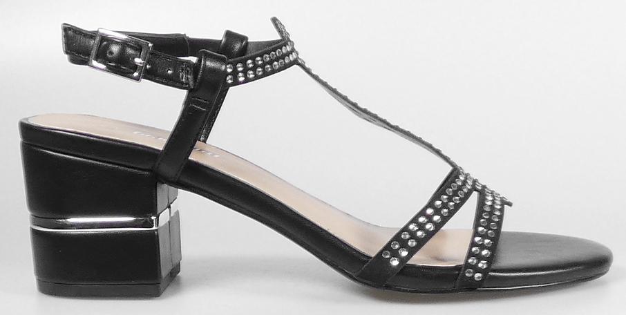 Sandalen, Größe 37, Foto siehe Anlage,
- mit Laufsohlen aus laut Antrag Kunststoff,
- mit zehenfreiem, mit aufgeklebten Strasssteinen verziertem Oberteil aus Spinnstoffen (den
  größten Teil der Außenfläche bildend) und Kunststoff (Spinnstoff mit einer mit bloßem Auge
  wahrnehmbaren Außenschicht aus Kunststoff),
- seitlich mit Schnallenverschluss,
- mit einem ca. 6 cm hohen Blockabsatz.

"Schuhe, mit Laufsohlen Kunststoff und Oberteil aus Spinnstoffen, andere als in den Unter-
 positionen (KN) 6404 1100 bis 6404 1910 genannte"