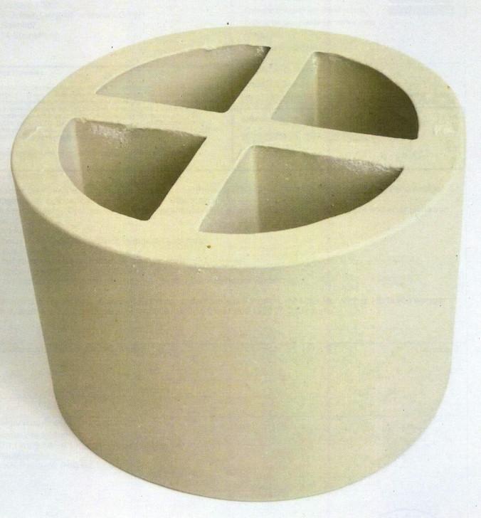 Keramische Waren zu technischen Zwecken, sog. Proware (TM) Cross-Partition-Rings, Foto siehe Anlage,
- lt. Antrag:
- - unglasierte, zylinderförmige, beigefarbene Gittersteine,
- - in verschiedenen Größen,
- - nach vorheriger Formgebung keramisch gebrannt,
- - aus Steinzeug,
- - mit einer Mohsschen Härte von weniger als 9,
- - keine Anwendung im feuerfesten Bereich (< 1500 °C),
- - zur Verwendung in Absorptionstürmen bei der Schwefelsäureherstellung.

"Keramische Waren zu technischen Zwecken, andere als aus Porzellan, mit einer Mohsschen Härte
von weniger als 9, andere als in den Codenummer 6909 1900 20 0 bis 6909 1900 70 0 genannte"