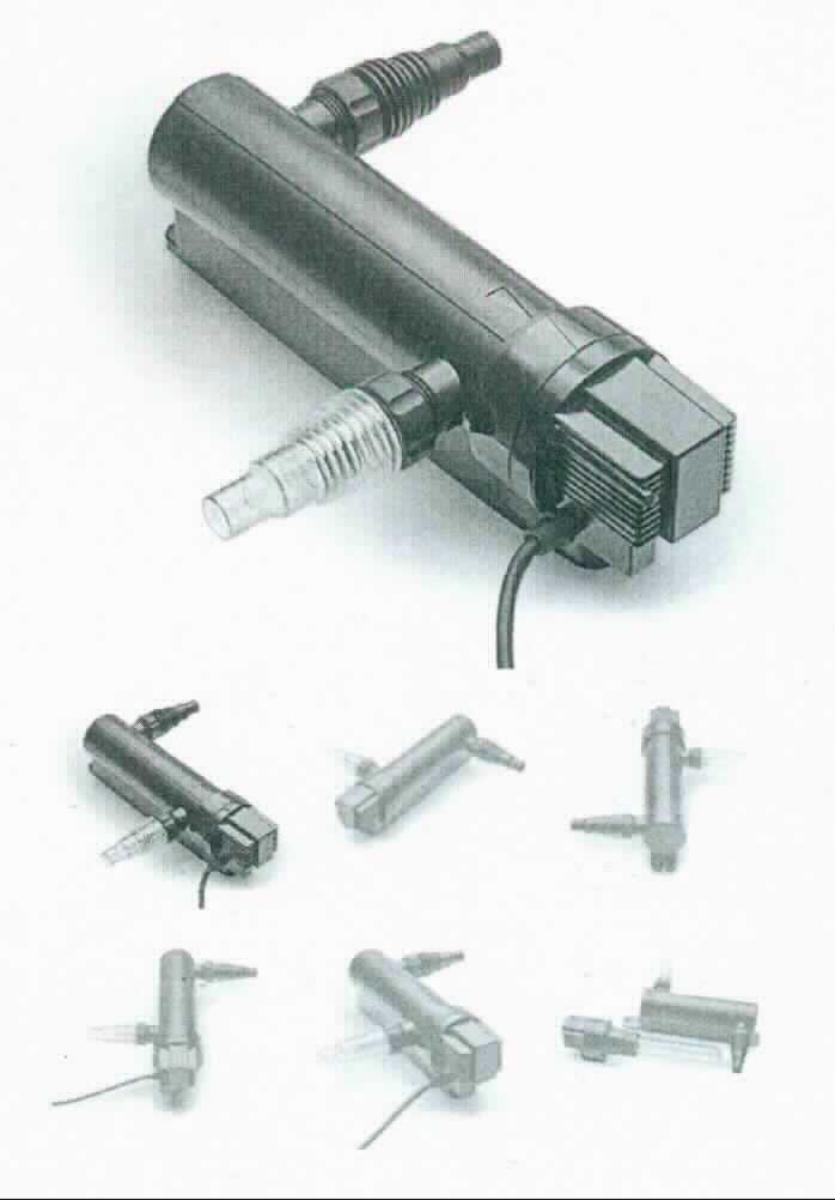 Teichklärer,
- aus einem länglichen Kunststoffgehäuse mit UVC-Lampe, optischer Kontrollfunktion, einem Anschluss 
  für einen Durchlauffilter und einem Stromkabel mit einer Leistungsaufnahme von 12 W
  (Abbildung siehe Anlage),
- zur Beseitigung von Schwebealgen und Reduzierung von Bakterien und Keimen in Teichen durch die 
  Bestrahlung mit UVC-Licht.

"Apparat zum Filtrieren oder Reinigen von Wasser, keine Ware der Codenummern 8421 2100 10 0 bis 8421 2100 20 0 - UVC-Filter"