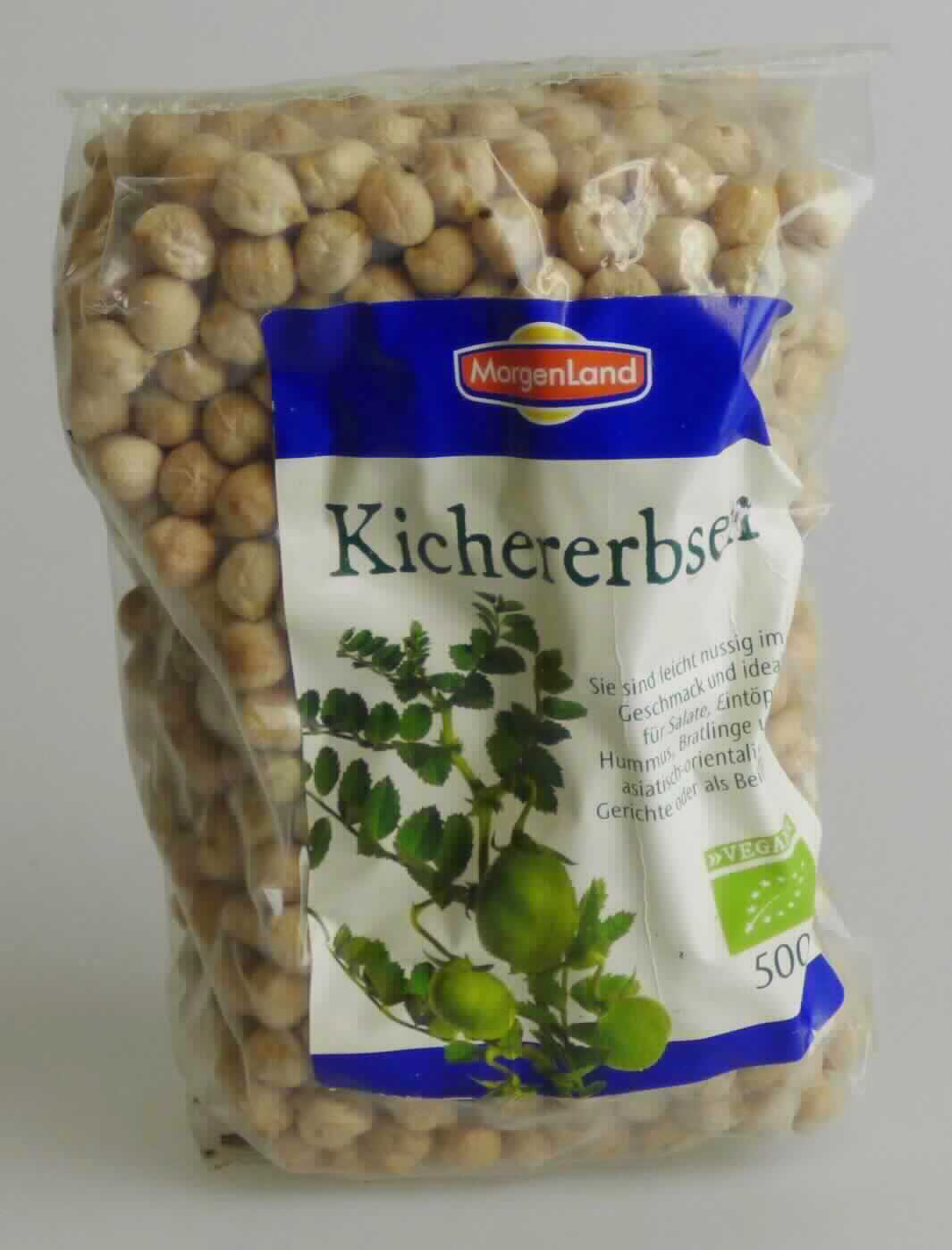 Kichererbsen

Beschreibung des vorgelegten Warenmusters (in Originalumschließung):
Etikettierter Kunststofffolienbeutel mit Angaben zum Erzeugnis (Bio-Kichererbsen, getrocknet; 500 g), und zu den Zutaten (Kichererbsen); darin ausgelöste, getrocknete, ungeschälte bis zu ca. 1 cm lange und 0,7 cm breite, rundliche, an einem Ende zugespitzte Leguminosenkerne mit beigem Kotyledonargewebe, mit der für Kichererbsen (Cicer arietinum) charakteristischen höckerigen Oberfläche. Geschmack typisch nach ungekochten, nicht entbitterten Leguminosenkernen. 

Nach den Antragsangaben handelt es sich um ausschließlich getrocknete Kichererbsen (Cicer arietinum) ohne Zusätze.

Getrocknete, ausgelöste Hülsenfrüchte, auch geschält, Kichererbsen.