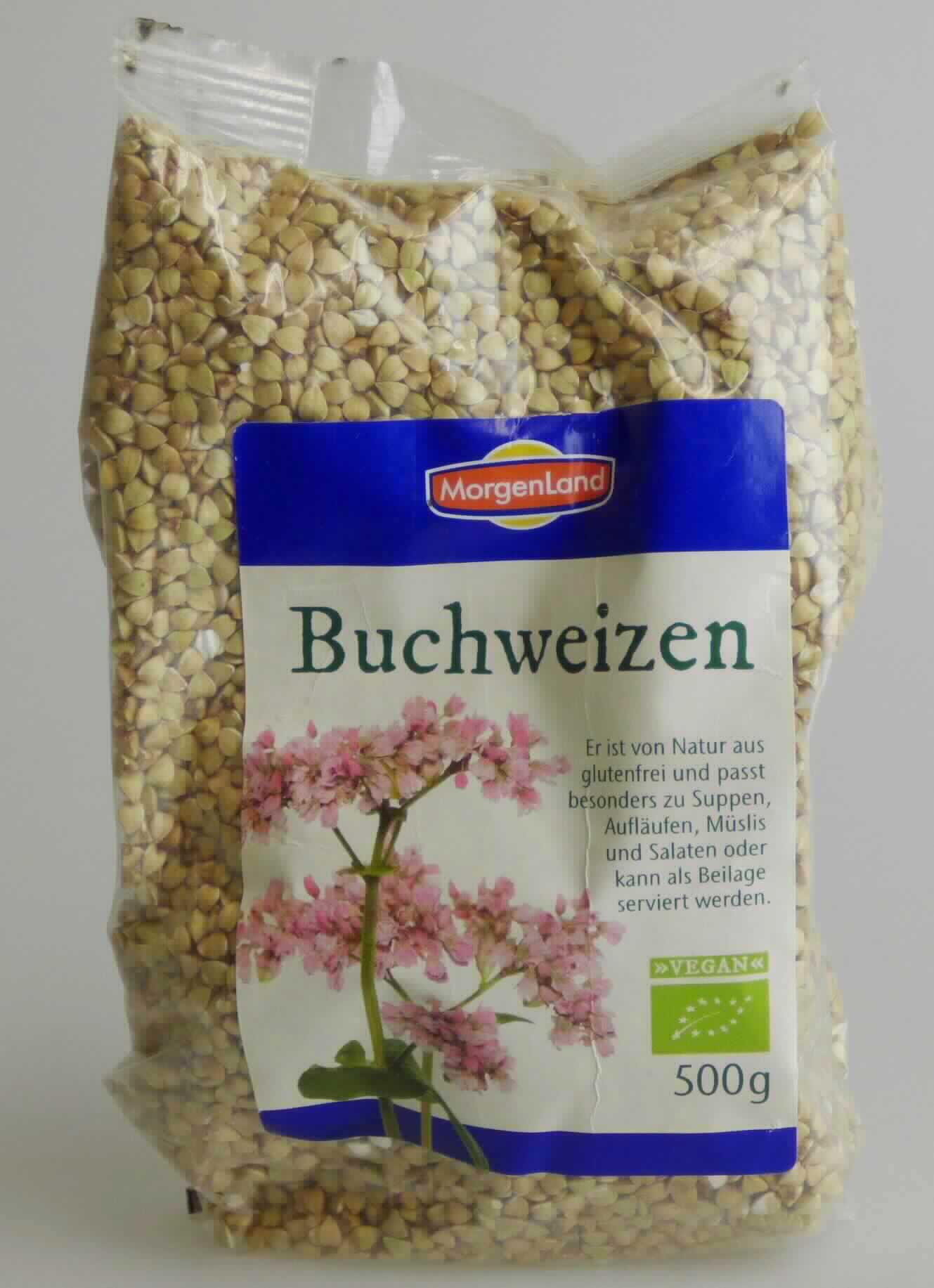 Antragsangaben (als zutreffend unterstellt): Bio-Buchweizen.

Beschaffenheit des vorgelegten Warenmusters: grünliche bis hellbraune, geschälte Buchweizenkörner mit geringem Anteil an Bruchkörnern, mit arttypischem Geruch und Geschmack ohne wahrnehmbare Röstnote, abgepackt in einem Kunststoffbeutel mit Klebeetikett auf Vorder- und Rückseite mit Produkt- und Herkunftsangaben. Angegebenes Nettogewicht 500 g.

Aufgrund der äußeren Beschaffenheit kann unterstellt werden, dass die Buchweizenkörner einen Stärkegehalt i. d. Trockenmasse von deutlich mehr als 45 GHT und einen Aschegehalt i. d. Trockenmasse von deutlich weniger als 4 GHT aufweisen.

Getreidekörner, anders bearbeitet, von anderem Getreide, geschält (entspelzt), auch geschnitten oder geschrotet, hier von Buchweizen.