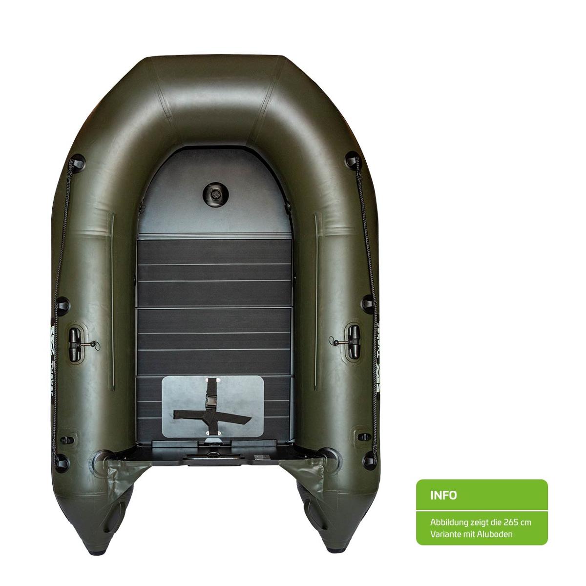 Aufblasbare Schlauchboote, sog. Tusker 2.0, Foto siehe Anlage,
- Schlauchboote in drei verschieden Größen, jeweils mit zwei verschiedenen 
  Bodenausführungen  (Aluminiumboden, Luftboden):
- - Art. 180265 Tusker 2,65 m, mit Aluminiumboden,
- - Art. 180266 Tusker 2,65 m, mit Luftboden,
- - Art. 180288 Tusker 2,90 m, mit Aluminiumboden,
- - Art. 180289 Tusker 2,90 m, mit Luftboden,
- - Art. 180320 Tusker 3,20 m, mit Aluminiumboden,
- - Art. 180321 Tusker 3,20 m, mit Luftboden,
- in Form von zur Ausübung einer bestimmten Tätigkeit zusammengestellten und für den
  Einzelverkauf aufgemachten Warenzusammenstellungen (aufgrund der Größe und des
  Gewichts jeweils auf zwei Pakete aufgeteilt); laut Antrag jeweils bestehend aus:
- einem aufblasbaren Schlauchboot,
- - aus Kunststoff (Polyvinylchlorid -PVC-), mit einer Materialstärke von 0,9 mm,
- - mit einer Bootslänge von 265 cm, 290 cm bzw. 320 cm,
- - mit einem Gewicht von
- - - Tusker 2,65 m mit Aluminiumboden: 54,4 kg
- - - Tusker 2,65 m mit Luftboden: 45,2 kg,
- - - Tusker 2,90 m mit Aluminiumboden: 59,6 kg,
- - - Tusker 2,90 m mit Luftboden: 48,4 kg,
- - - Tusker 3,20 m mit Aluminiumboden: 64,5 kg,
- - - Tusker 3,20 m mit Luftboden: 53,5 kg,
- - mit Schlauchkammern (3 +1 bzw. 3 + 2) mit einem Durchmesser von 44 cm und einem
    maximalen Luftdruck von 0,25 bar; mit einem Luftdruck in den Luftböden von 0,80 bar,
- - mit einer Tragkraft von 450 kg, 510 kg bzw. 580 kg,
- einer Fußpumpe,
- einem Reparaturset,
- einer Sitzbank,
- einem Kielbrett,
- zwei Paddeln,
- einer Tasche,
- aufgrund des Umfangs und der Bedeutung in Bezug auf die Verwendung bestimmen jeweils
  die Schlauchboote den Charakter der Warenzusammenstellungen.

"Vergnügungsboote, aufblasbare Schlauchboote, mit einem Gewicht von weniger als 100 kg"