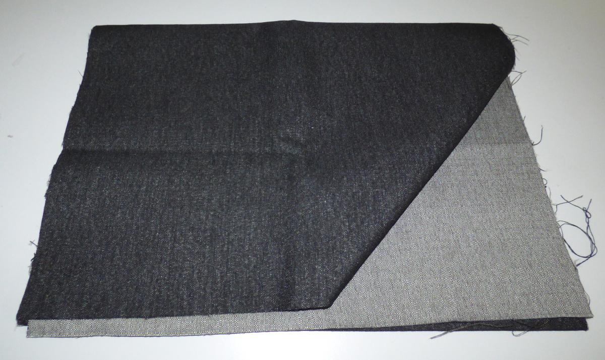 Textillaminat, sog. Möbelbezugsstoff Bahia WR, Foto siehe Anlage,
- als Meterware, mit einer Breite von laut Antrag 150 cm,
- laut Untersuchungsergebnis:
-- aus zwei mit ihrer ganzen Fläche aufeinander liegenden und so miteinander durch Kleben verbundenen
   Lagen:
--- mit einer Oberlage (Schauseite):
---- aus einem buntgewebten (melierte Garne) Gewebe in Leinwandbindung,
---- aus ungezwirnten, nicht hochfesten Garnen aus texturierten, synthetischen Filamenten (laut Antrag
     Polyester),
--- mit einer Unterlage:
---- aus einem einfarbigen Gewebe aus synthetischen Chemiefasern, 
- das die Schauseite bildende Gewebe verleiht der Ware insbesondere im Hinblick auf die
  Bedeutung in Bezug auf die Verwendung als Möbelbezugsstoff ihren wesentlichen Charakter.

"Gewebe aus Garnen aus synthetischen Filamenten, anderes als in den Unterpositionen 5407 10
 bis 5407 44 genannte, mit einem Anteil an texturierten Polyester-Filamenten von mehr als 85 GHT,
 buntgewebt"