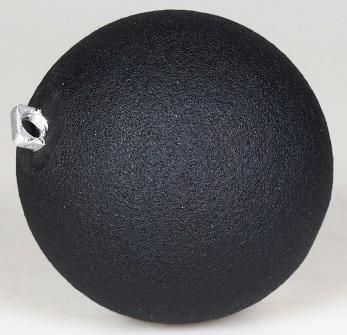 Anderes Angelgerät,sog. "Inline Weight", "Ground Weight" und "Ground Weight Ball",
- in Form von runden oder ovalen Gewichten, je nach Form zwischen 10 und 400 g schwer (vorgelegtes
  Warenmuster rund, mit einem Durchmesser von ca. 42 mm und einem Gewicht von ca. 223 g)
- aus Stahl gefertigt und haltbar beschichtet - lt. Antragsangaben
- teilweise mit einem Firmennamen bedruckt
- an der Oberseite mit einer Öse ausgestattet
- wird u.a. an einem Angelköder befestigt, um diesen auf einer bestimmten Tiefe zu halten
- in einem Klarsichtbeutel verpackt.

Die Waren werden zolltarifrechtlich als "anderes Angelgerät, nicht von den Unterpositionen (KN) 9507 1000 bis 9507 3000 erfasst" eingereiht.