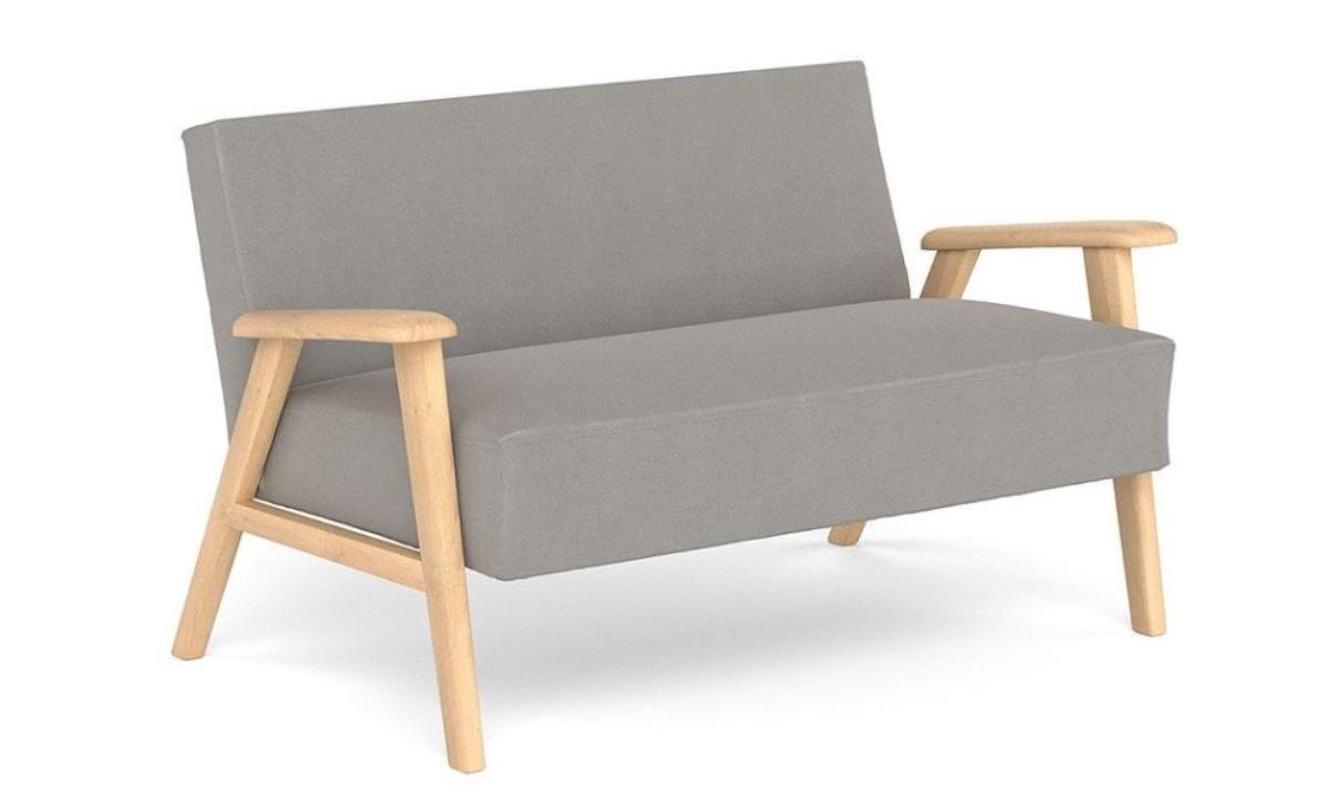 Es handelt sich bei dem sog. „Kindersofa Fino“ um ein gepolstertes Sitzmöbel mit Gestell aus Kiefernholz und Baumwollbezug.
Das nicht verstellbare Sofa besitzt eine Sitzhöhe von 29 cm, eine Sitzbreite von 69,5 cm sowie eine Sitztiefe von 31 cm und verfügt über zwei Armlehnen.
Die auf den Boden zu stellende Ware dient als Sitz für Kinder und als Einrichtungsgegenstand für Wohnungen.

Das verpackte Erzeugnis ist als "anderes als von der Position 9402 erfasstes Sitzmöbel, nicht von den Unterpositionen (HS) 9401 10 bis 9401 59 erfasst, mit Gestell aus Holz, gepolstert" einzureihen.
