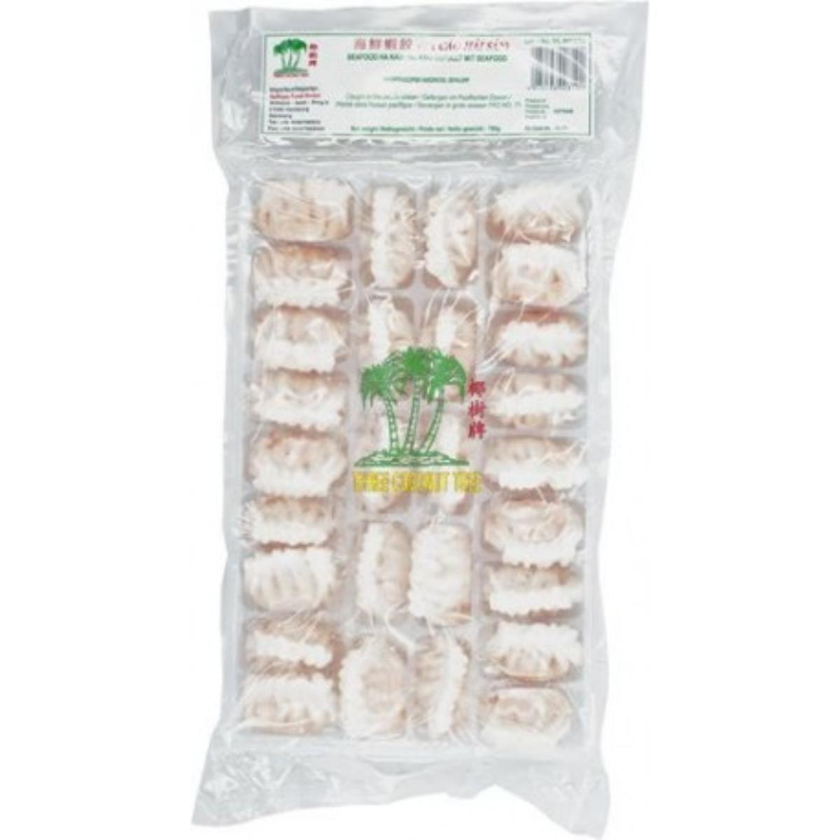 Gefüllte Teigtaschen mit Shrimps und Tintenfisch

Neuerteilung von vZTA DE 7358/17-1.

Beschreibung des im Rahmen der Erteilung von vZTA DE 7358/17-1 vorgelegten Warenmusters:
Farbloser, transparenter Kunststofffolienbeutel mit Kartoneinleger; der mehrsprachige Aufdruck enthält Angaben zum Erzeugnis ("Teigtasche gefüllt (Ha Kao) mit Meeresfrüchte, tiefgefroren; 700 g"), zu den Zutaten (siehe Feld 8) und zur Zubereitung (Teigtaschen in der Mikrowelle für 3 Minuten bei 900 W erhitzen oder 4 - 5 Minuten dämpfen); darin in einer Kunststoff-Sortiereinlage achtundzwanzig tiefgekühlte, ovale, mit Gemüse- und Meeresfrüchtestücken gefüllte Taschen (Länge ca. 5,5 cm; Breite ca. 3 cm, Höhe ca. 2 cm) aus hellbeigefarbenem Teig, die mit einer Gemüse- und Meeresfrüchtestücke enthaltenen Masse gefüllt sind.

Gehalt an Shrimps und Tintenfisch: nach der Zutatenliste mehr als 20 GHT

Teigwaren, gefüllt, mehr als 20 GHT Fische, Krebstiere oder andere wirbellose Wassertiere enthaltend, keinen Reis enthaltend, auf Grund der Zusammensetzung keine Hargow der Unterposition 1902 2010 910 der KN.