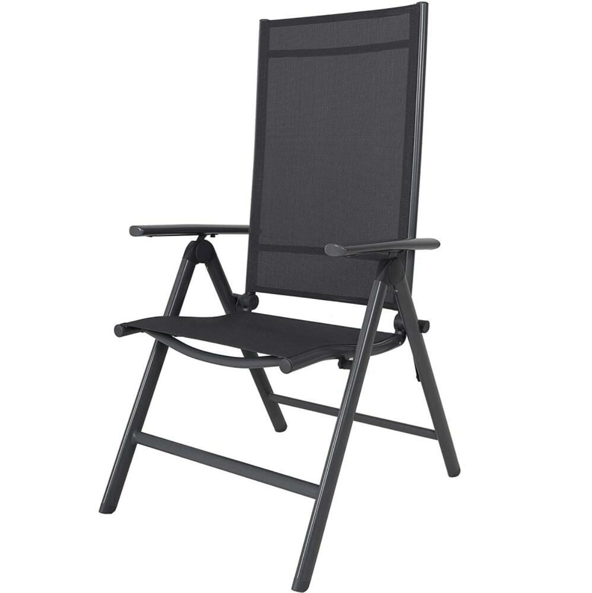 Bei der Ware handelt es sich um einen Gartenstuhl. Er verfügt im Wesentlichen über ein Gestell aus Aluminium sowie über eine Sitzfläche und eine verstellbare Rückenlehne, die beide eine Bespannung aus Textilbezug aufweisen. Der Stuhl ist mit den Abmessungen von ca. 56 x 65 x 110 cm (B x T x H) ist mit zwei Armlehnen ausgestattet.

Die Ware wird als "anderes als von der Position 9402 und den Unterpositionen 9401 10 bis 9401 69 erfasstes Sitzmöbel, mit Gestell aus Metall, ungepolstert" eingereiht.