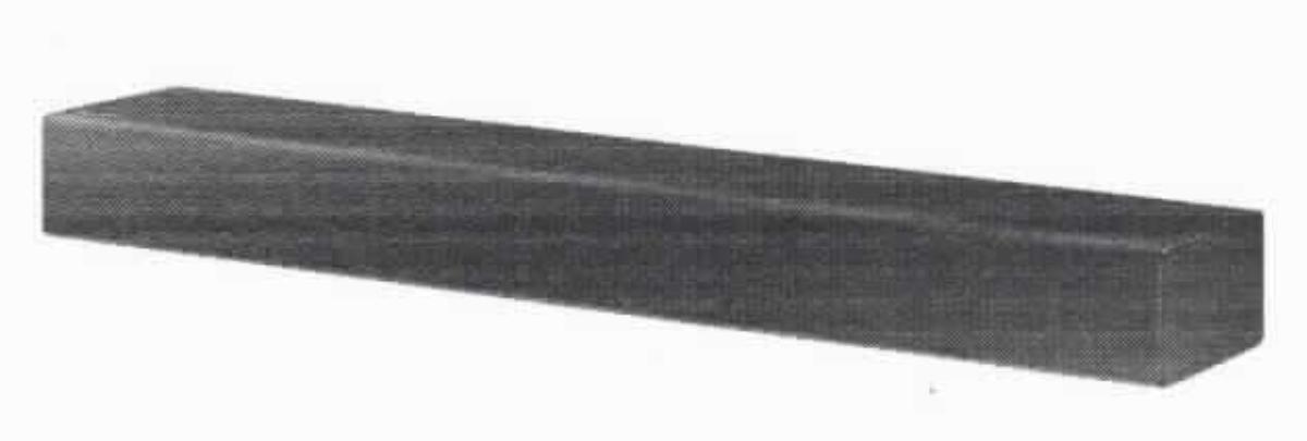 Soundbar 
- aus Audiosignalelektronik, Soundprozessor, Tonfrequenzverstärker, vier Lautsprechern, 
  einem Subwoofer, Bluetooth-Modul und einem USB-Controller in einem Gehäuse 
  (Abmessungen: 64,1 x 6,5 x 10,7 cm) mit USB-Schnittstelle und Audioanschlüssen und 
  separater Fernbedienung und Netzadapter, Abbildung siehe Anlage,
- zur Tonwiedergabe von USB-Speichermedien - kennzeichnende Haupttätigkeit -, zum 
  drahtlosen Empfangen von Audiodaten sowie zum digitalen Bearbeiten der Audiosignale 
  zur Klangbildveränderung,
- zusammen mit Beipack (Wandhalterung) in einer gemeinsamen Verkaufsverpackung.
Die Soundbar bestimmt den Charakter des Ganzen.

"Tonwiedergabegerät, nicht von den Unterpositionen (KN) 8519 20 10 bis 8519 50 00 
 erfasst, Halbleiter-Aufzeichnungsträger verwendend, ohne eingebaute Tonaufnahme-
 vorrichtung, kein Diktiergerät, kein Kassettenabspielgerät, ohne Laserabnehmersystem 
 (Kombination aus Tonwiedergabegerät - kennzeichnende Haupttätigkeit -, Apparat für 
 die Kommunikation in einem drahtlosen Netzwerk und Soundprozessor, in funktioneller 
 Einheit mit Fernbedienung und Netzteil, in Warenzusammenstellung mit nicht charakter-
 bestimmendem Beipack, in Aufmachung für den Einzelverkauf) - Soundbar"