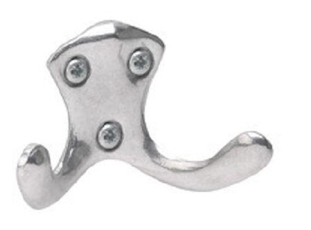Es handelt sich um Haken aus einer Aluminiumlegierung, in Form einer nahezu rechteckigen und mit drei Lochungen versehenen Grundplatte, die an der Unterseite zu zwei nach oben gebogenen Haken übergeht. Je nach Variante sind die Erzeugnisse vollflächig mit Farbe versehen. Die Waren sind für die Wandmontage bestimmt und dienen zum Aufhängen verschiedener Gegenstände, zum Beispiel Kleidung. Sie sind gemeinsam mit Montagematerial in einem Kunststoffbeutel für den Einzelverkauf aufgemacht. 
Abmessungen (Höhe x Breite x Tiefe): 50 mm x 75 mm x 32 mm.
- Antragstellerangaben -

Beispielhafte Abbildung siehe Anlage.

Derartige Erzeugnisse gehören als "Kleiderhaken aus unedlen Metallen" zur Codenummer 8302 5000 00 0 des Zolltarifs.