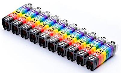 Sogenannte bunte Klammern aus Kunststoff (Klammern zur Kabel-Markierung von Cat 6):

Es handelt sich um schnappbare Kennzeichnungsclips aus Kunststoff in zehn Farben (schwarz, braun, rot, orange, gelb, grün, blau, lila, grau und weiß), die schauseitig mit einer Ziffer von 0 bis 9 bedruckt sind. Dabei ist jeder Farbe genau eine der Ziffern zugeordnet. Die Aufdrucke sind insbesondere im Hinblick auf die Verwendung der Clips (Markierung von Kabeln) nicht nur nebensächlicher Art. Die Clips sind zu 100 Stück voneinander trennbar zusammengefasst.

Abbildung siehe Anlage.

Derartige Waren gehören als "andere Drucke" zum TARIC-Code 4911 99 00 00.