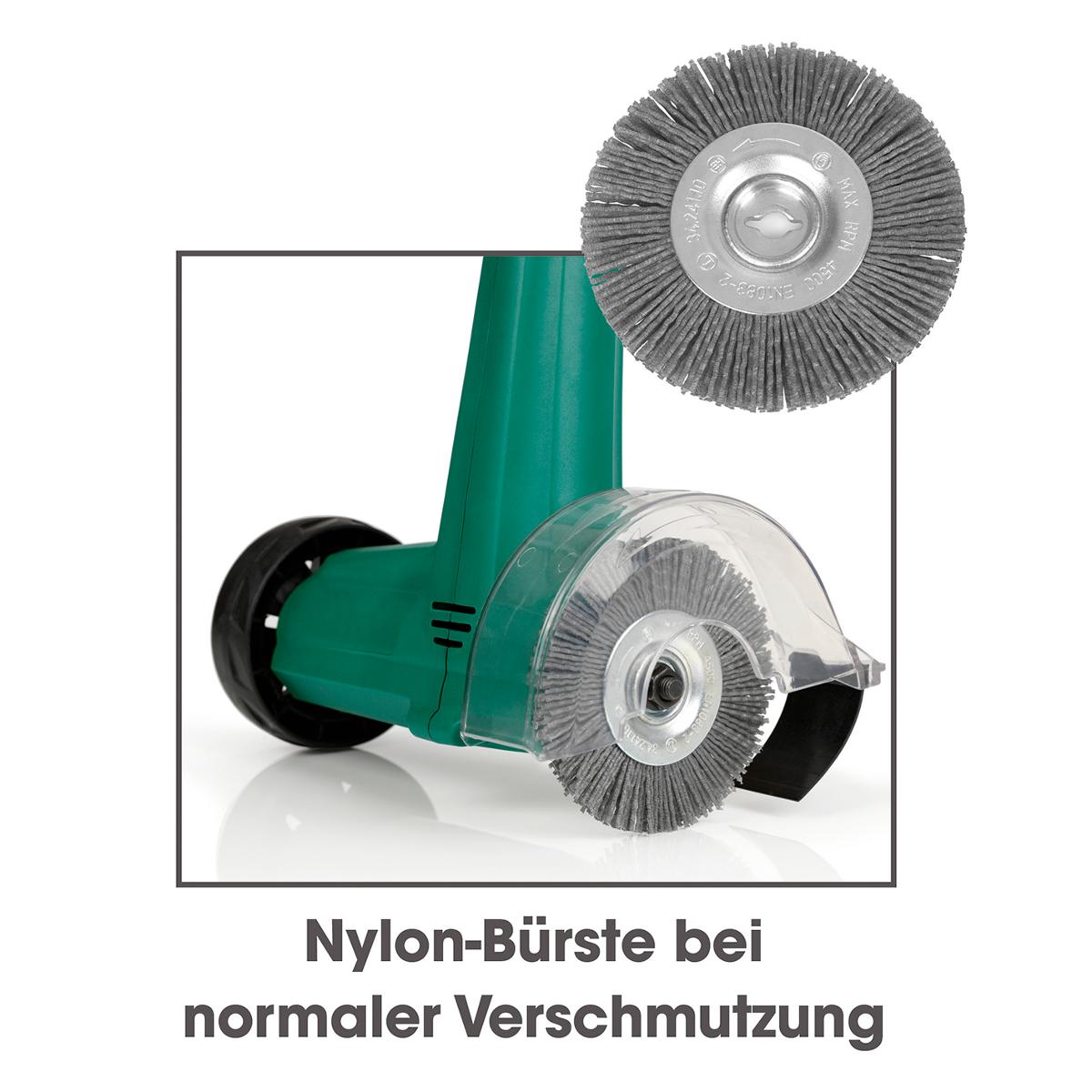 Bei der als "02970 Ersatz-Bürste 2er-Set" bezeichneten Ware handelt es sich um ein Set, bestehend aus zwei Bürstenaufsätzen mit einem Durchmesser von ca. 100 mm. Die Bürstenaufsätze besitzen eine Fassung aus Metall und rundum angebrachtes Einzugsmaterial aus Nylon bzw. Stahl. Die Ware ist mit einem Rundschaft aus Metall zum Einsetzen in einen elektrischen Fugenreiniger (nicht Gegenstand der vZTA-Entscheidung) versehen, sodass sie als Bürste zur Reinigung eingesetzt werden kann.
Das gemeinsam verpackte Set ist als "andere Bürsten als von den Unterpositionen 9603 10 bis 9603 40 erfasst, die Teile von Maschinen, Apparaten oder Fahrzeugen sind" einzureihen.