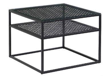 Es handelt sich bei dem "Couchtisch" um ein aus verschiedenen Stoffen zusammengesetztes Möbel in Form eines 60 x 45 x 60 cm (B x H x T) großen Tisches.
Die Ware besteht im Wesentlichen aus einem Metallgestell und zwei übereinanderliegenden Gitterplatten. Auf der oberen Gitterplatte ist eine Ablagefläche aus Glas angebracht.

Das Metall bestimmt als Stabilität verleihendes Element (Beine und Rahmen) und im Hinblick auf den Wert den stofflichen Charakter des Tisches. 

Das Erzeugnis ist noch nicht zusammengesetzt verpackt, ist dazu bestimmt, auf den Boden gestellt zu werden und dient der Einrichtung von Wohnungen. 

Die Ware ist als "anderes als in den Positionen 9401 bis 9402 erfasstes Möbel aus Metall, nicht von der in Büros verwendeten Art, kein Bett" einzureihen.