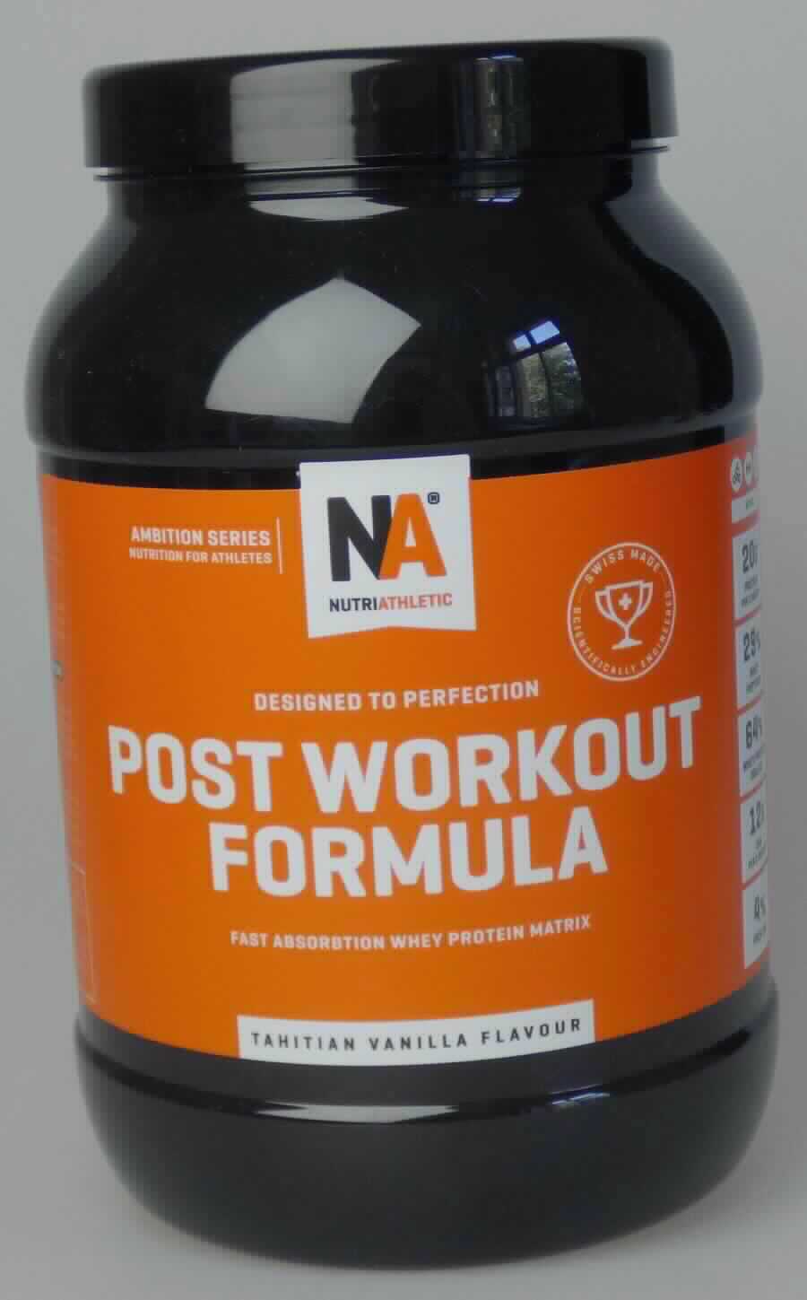 Lebensmittelzubereitung; Molkenproteinisolat, Molkenproteinhydrolisat und Aminosäuren, als Pulver
Geschmacksrichtung Tahitian Vanilla Flavour

Vorgelegt wurde ein hellgelbes Pulver mit Geruch nach Vanille in einer schwarzen Original-Kunststoffdose (650 g)
mit Schraubdeckel, Aromasiegel, Messlöffel und bunt bedrucktem Etikett.

Milchfett*: weniger als 1,5 GHT
Saccharose/Isoglucose*: weniger als 5 GHT
Stärke/Glucose*: weniger als 5 GHT
*: gemäß Antragsangaben

Lebensmittelzubereitung, anderweit weder genannt noch inbegriffen; Eiweißkonzentrat, weniger als 1,5 GHT Milchfett und weniger als 5 GHT Saccharose oder Isoglucose, 5 GHT Glucose oder Stärke enthaltend.