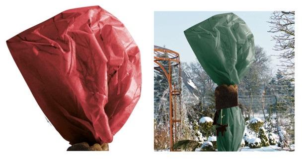 Vliesstoff, sog. Winterschutz Vlies, Foto siehe Anlage,
- in einem Polybeutel mit Tragegriffen verpackt,
- rechteckig zugeschnitten, in den Abmessungen von laut Antrag 1,5 m x 5 m,
- aus synthetischen Filamenten (keine aromatischen Polyamide),
- punktuell thermisch verfestigt,
- kein melt blown,
- weder bestrichen noch überzogen,
- einlagig,
- mit einem Quadratmetergewicht von laut Antrag 34 g.

"Vliesstoff, aus synthetischen Filamenten, mit einem Quadratmetergewicht von mehr als 25 g
 bis 70 g, weder bestrichen noch überzogen, anderer als in den Unterpositionen 5603 1290 10 bis
 5603 1290 60 genannte"
