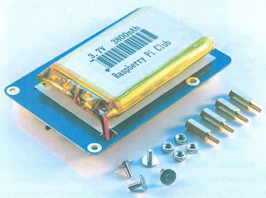 Akku Powerpack für Raspberry Pi (Abbildung siehe Anlage),
- mit einem Lithium-Ionen-Akkumulator (Kapazität ca. 3800 mAh), auf einer Platine
  mit Ladeelektronik, Micro-USB-Ladeeingang und zwei USB-Ausgängen,
- zur Verwendung als mobile Stromquelle für einen Raspberry Pi 2 und weitere
  Geräte mit USB-Anschluss,
- zusammen mit Beipack (Abstandshalter, Schrauben, Muttern) in einer gemeinsamen
  Verkaufsumschließung.
Der Lithium-Ionen-Akkumulator bestimmt den Charakter der Warenzusammenstellung.

"Elektrischer Akkumulator, Lithium-Ionen-Akkumulator, nicht von den TARIC-Codes
 8507 6000 10 bis 8507 6000 88 erfasst, in Warenzusammenstellung, in Aufmachung
 für den Einzelverkauf mit nicht charakterbestimmendem Beipack - Akku Powerpack"