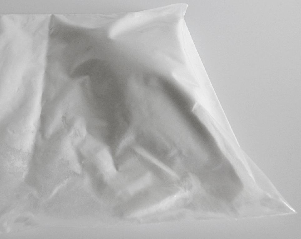 Angaben des Antragstellers:
Organic Agave Extract Mix Bazinde, Mischung aus Agaven-Inulin (Metlin) und Fructooligosacchariden (Metlos) für die Herstellung von Kosmetika. Beide Bestandteile werden mittels unterschiedlicher, mehrstufiger Extraktionsverfahren aus der Agave gewonnen und anschließend im Verhältnis 50:50 gemischt.

Feststellungen anhand eines Warenmusters:
Äußere Beschaffenheit: feines, weißes Pulver.

Befund:
Chemische Erzeugnisse und Zubereitungen der chemischen Industrie oder verwandter Industrien (einschließlich Mischungen von Naturprodukten), anderweit weder genannt noch inbegriffen; - andere; --  chemische Erzeugnisse oder Zubereitungen, überwiegend aus organischen Verbindungen bestehend, anderweit weder genannt noch inbegriffen; --- andere.