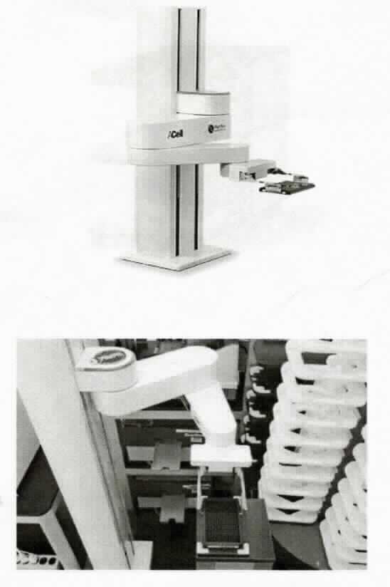 Sog. Laborroboterarm
- aus einem Standsockel mit Verfahrschienen, einem mit dem menschlichen Arm ver-
  gleichbaren Gelenkaufbau mit Mikrotiterplatten-Aufnahme-/-Fixiervorrichtung, elektro-
  motorischer Antriebseinheit und Gerätesteuerung (Abbildung siehe Anlage), 
- zum Transport (Zuführen, Entnehmen, Anheben und Absenken) von Mikrotiterplatten
  im Rahmen von Laboranwendungen.

"Anderes Gerät zum Heben, Be- und Entladen, keine Ware der TARIC-Codes 8428 1020 00 bis 8428 9079 00 - sog. Laborroboterarm"