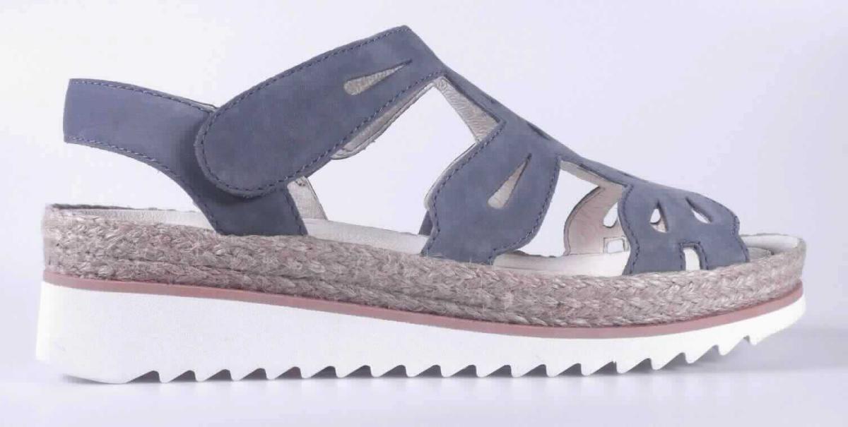 Sandalen (lt. Antrag: "Freizeitschuh für Damen", Größe 4,5, Foto siehe Anlage)
- mit Laufsohlen aus Kautschuk/Kunststoff; ohne Hauptsohle aus Holz,
- mit zehenfreiem Oberteil (nicht geschlossenes Blatt) aus Leder,
- mit Klettverschluss,
- nicht den Knöchel bedeckend,
- mit einer größten Höhe des Absatzes und der Sohle von ca. 4 cm.

"Schuhe mit Laufsohlen aus Kautschuk/Kunststoff und Oberteil aus Leder, andere als in den Unterpositionen 
 6403 1200 bis 6403 9905 genannte, mit nicht geschlossenem Blatt, mit Absatz und Sohle mit einer größten 
 Höhe von mehr als 3 cm"