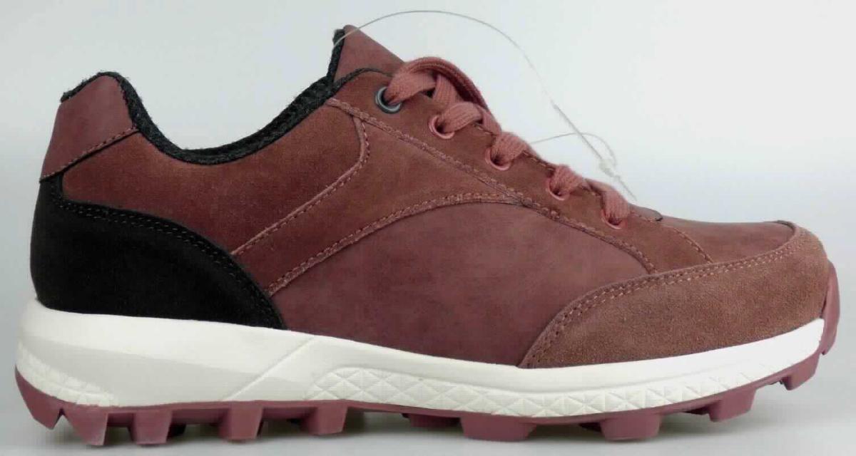 Halbschuhe, laut Antrag Damen Allwetterschuhe, Foto siehe Anlage, 
- mit Laufsohlen aus Kunststoff/Kautschuk; ohne Hauptsohle aus Holz, 
- mit Oberteil (geschlossenes Blatt) aus Leder (den größten Teil der Außenfläche bildend) und Kunststoff 
  (Spinnstoff mit einer mit bloßem Auge wahrnehmbaren Außenschicht aus Kunststoff), 
- mit Schnürsenkelverschluss, 
- ohne Metallschutz in der Vorderkappe,  
- nicht den Knöchel bedeckend, 
- mit einer Länge der Innensohle von 24 cm oder mehr, 
- nicht als Männer- oder Frauenschuhe erkennbar.

"Schuhe mit Laufsohlen aus Kunststoff/Kautschuk und Oberteil aus Leder, andere als in den Unterpositionen 
 6403 1200 bis 6403 9991 genannte, nicht als Männer- oder Frauenschuhe erkennbar"