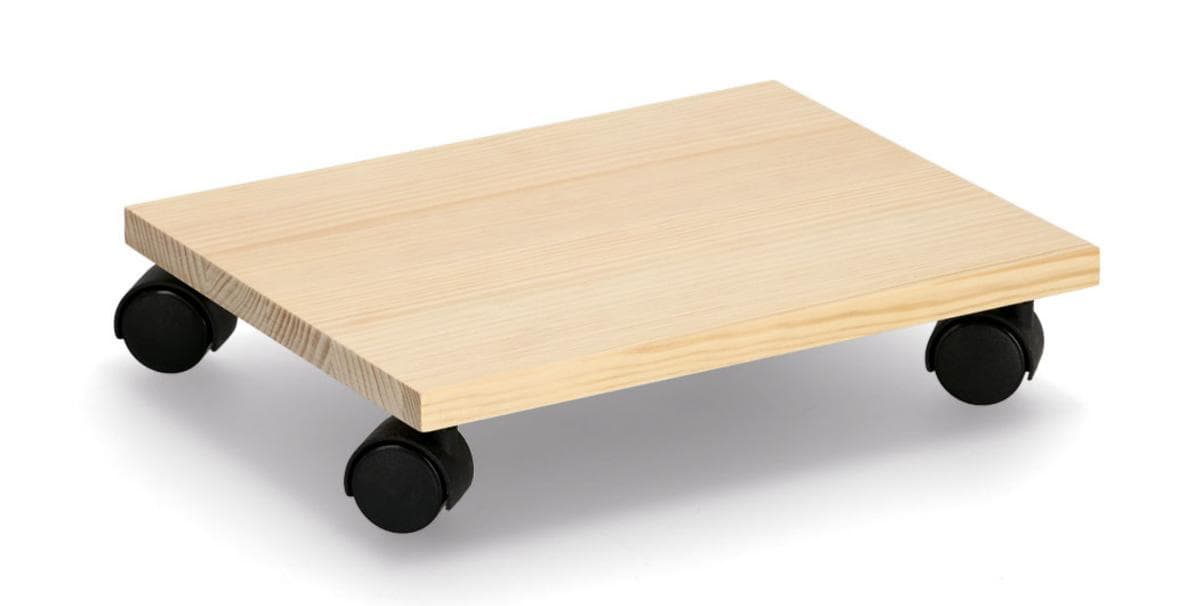 Rollbrett f. Allzweckkiste, 13328 (Abbildung siehe Anlage)
- aus einer ca. 35 x 27,5 cm großen rechteckigen Kiefernholzplatte (lt. Antragsteller),
  auf der Unterseite mit vier in Kunststoffhalterungen eingesetzten Laufrollen aus
  Kunststoff versehen (Materialangaben lt. Antragsteller),
- mit einer bedruckten Banderole für den Verkauf aufgemacht,
- zum Transport von z.B. von Kisten, Möbelstücken, Pflanzentöpfen.

Der Charakter der zusammengesetzten Ware wird hinsichtlich des Umfangs und der
Bedeutung in Bezug auf die Verwendung durch das Holz bestimmt. 

"Andere als in den Positionen 4401 bis 4420 genannte Ware aus Holz, kein Kleiderbügel,
kein Sarg, nicht aus Bambus, nicht aus Faserplatten, kein Bügelbrett und - tisch, kein
Stammstück (zusammengesetzte Ware aus Holz -charakterbestimmend- und Kunststoff)"