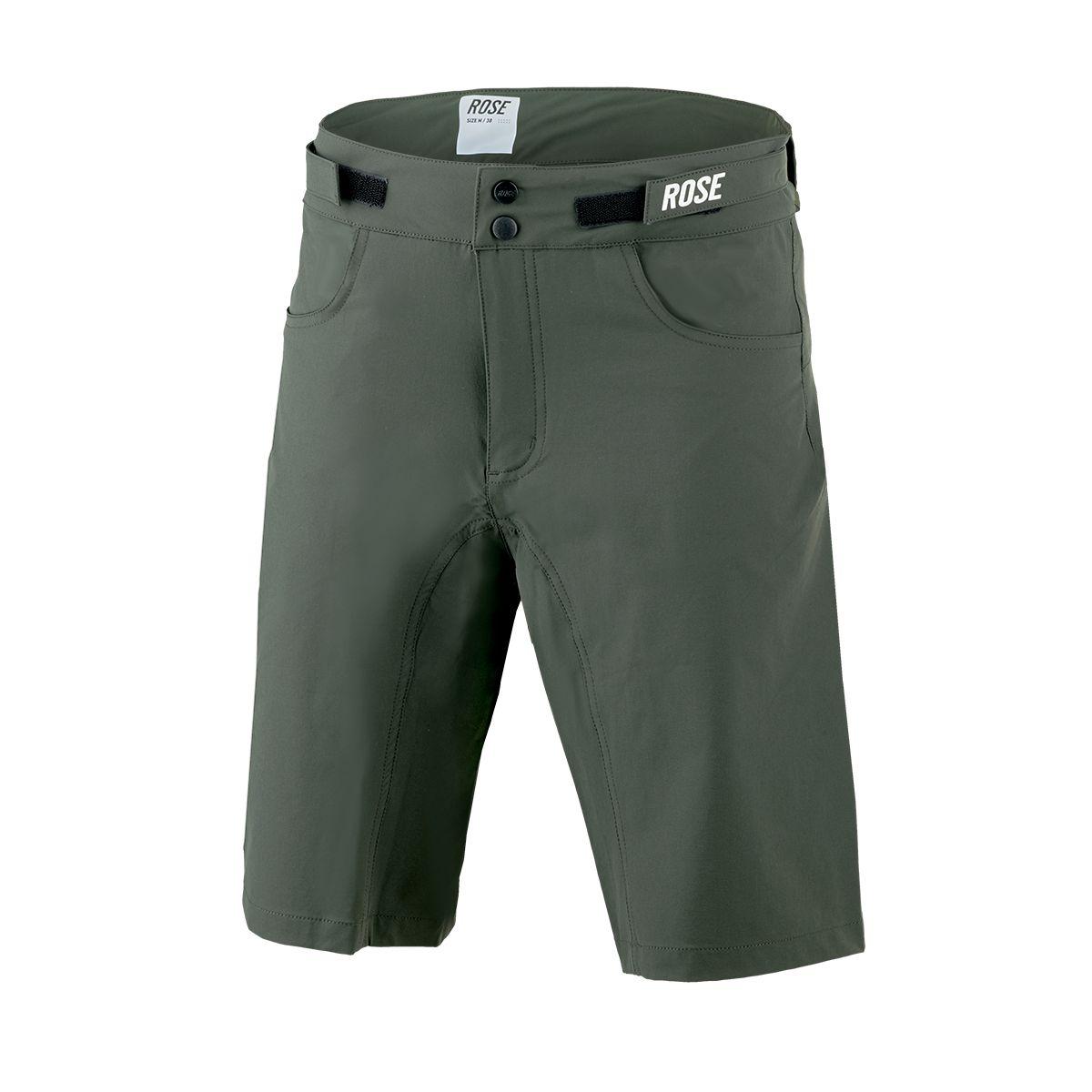 Kurze Hose, sog. BASIC MEN Fahrradshorts, Größe S, Foto siehe Anlage,
- in einem Polybeutel verpackt,
- aus ca. 0,4 mm dicken, einfarbigen Geweben aus laut Antrag 90 % Polyamid und 10 %
  Elasthan (beides synthetische Chemiefasern),
- in der Taille abschließend; mit einem ca. 5 cm breiten Taillenbund, seitlich mittels Klettriegel zu
  verengen,
- vorn mit einer Öffnung mit Reißverschluss, verdeckt von einer Patte mit Knopfverschluss von links
  über rechts (Männerkleidung),
- vorn mit zwei eingesetzten offenen Taschen sowie einer eingesetzten Tasche mit Reißverschluss,
- mit kurzen Hosenbeinen, die nicht die Knie bedecken (Seitenlänge: ca. 54 cm),
- an den Beinabschlüssen durch Umschlagen und Festnähen gesäumt.

"Kurze Hose, aus Geweben, für Männer, aus synthetischen Chemiefasern"