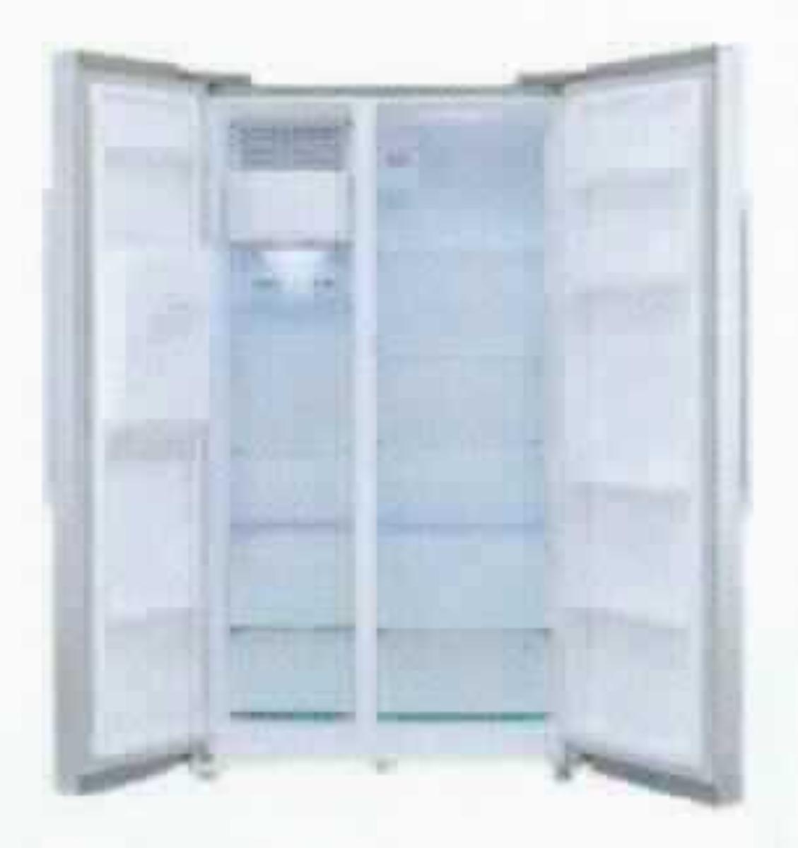 Kühl-/Gefrierkombination
- aus einem Gehäuse mit einer Gefriereinheit und einer Kühleinheit mit gesonderten
  Außentüren (Gesamtabmessung 895 x 745 x 1778 mm), mit Glas-Abstellflächen, 
  Türfächern, Gemüsefächern, Gefrierboxen, Eierablage, Wasser- und Eisspender
  sowie Ice-Crusher (Abbildung siehe Anlage),
- mit einem Nutzinhalt von 490 l (Kühlschrank 334 l, Gefrierbereich 156 l),
- zum Einfrieren, Kühlen und Kühlhalten von Lebensmitteln.

"Kombinierter Kühl- und Gefrierschrank mit gesonderten Außentüren, mit einem Inhalt 
 von mehr als 340 l, nicht mit teilfluorierten Kohlenwasserstoffen (HFKW) vorbefüllt 
 - sog. Kühl-/Gefrierkombination"