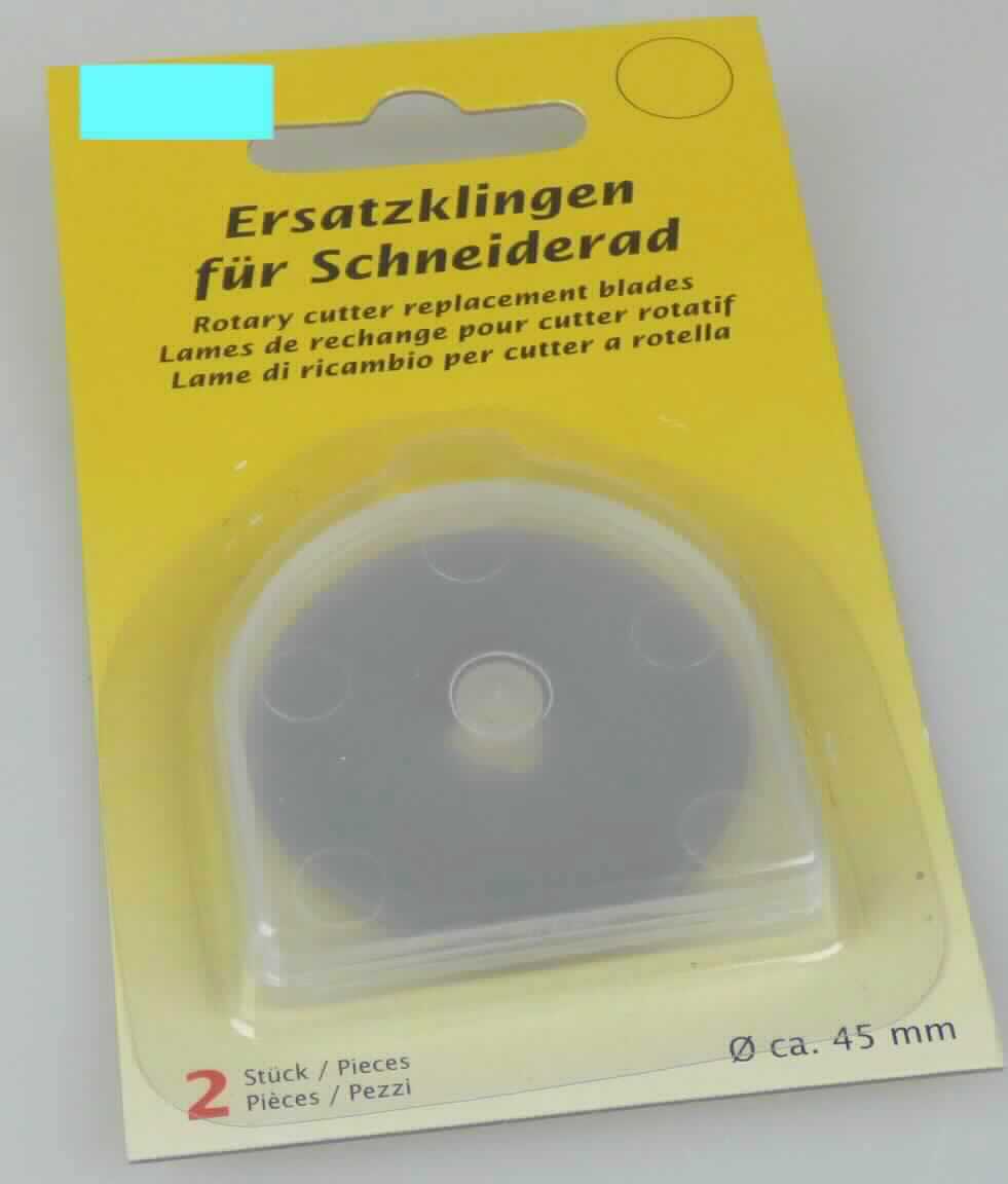 Ersatzklingen für Schneiderad

- Rundklingen aus nicht rostendem Stahl mit spezifischer mittiger Lochung

- zur Verwendung als Ersatzklinge für ein sog. Schneiderad (nicht Gegenstand dieser vZTA)

- zu jeweils zwei Stück in einer passgenau hergerichteten, zum dauernden Gebrauch
  geeigneten Kunststoffbox aufgemacht und auf einer Pappunterlage aufgeblistert

Abbildung siehe Anlage.

Derartige Erzeugnisse gehören als "Teile aus unedlem Metall von anderen Schneidwaren mit arbeitendem Teil aus unedlem Metall" zum TARIC-Code 8214 9000 00.