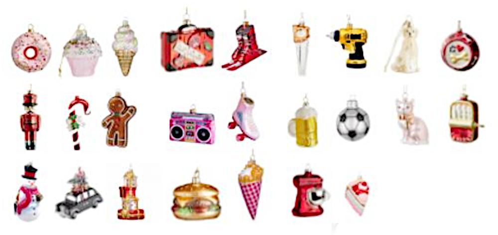 Nach den Angaben der Antragstellerin sowie dem vorgelegten Warenmuster handelt es sich um sogenannte Weihnachtshänger (H 7﻿,﻿5 - 9﻿,﻿0 cm). 

Die Erzeugnisse bestehen jeweils aus einem Glashohlkörper in Form von unterschiedlichen Motiven (Hund, Futternapf, Fußball, Fußballschuh, Koffer, Fotoapparat, Schneemann, Geschenkestapel, Soldat, Pick-Up mit Tannenbaum, Rollschuh, Stereoanlage), welche auf der Außenseite mit unterschiedlichen, metallisch glänzenden Farbüberzügen versehen. Vereinzelt sind die Glashohlkörper mit kleinen Zutaten aus anderen Materialien (Kunststoff/Spinnstoff) verziert. 
Die Oberseiten der Erzeugnisse sind mit einem Krönchen aus Metall sowie einer silberglänzenden, textilen Aufhängeschlaufe ausgestattet.

Derartige Waren sind dazu geeignet und bestimmt an einen Weihnachtsbaum gehängt zu werden (Christbaumschmuck). 
Im Hinblick auf den Umfang und die Bedeutung für die Verwendung bestimmt das Glas den Charakter der Anhänger.

Jeweils zwei Motive sind gemeinsam in einem bunt bedruckten Pappkarton verpackt.

Zolltarifrechtlich handelt es sich um "Weihnachtsfestartikel aus Glas".
