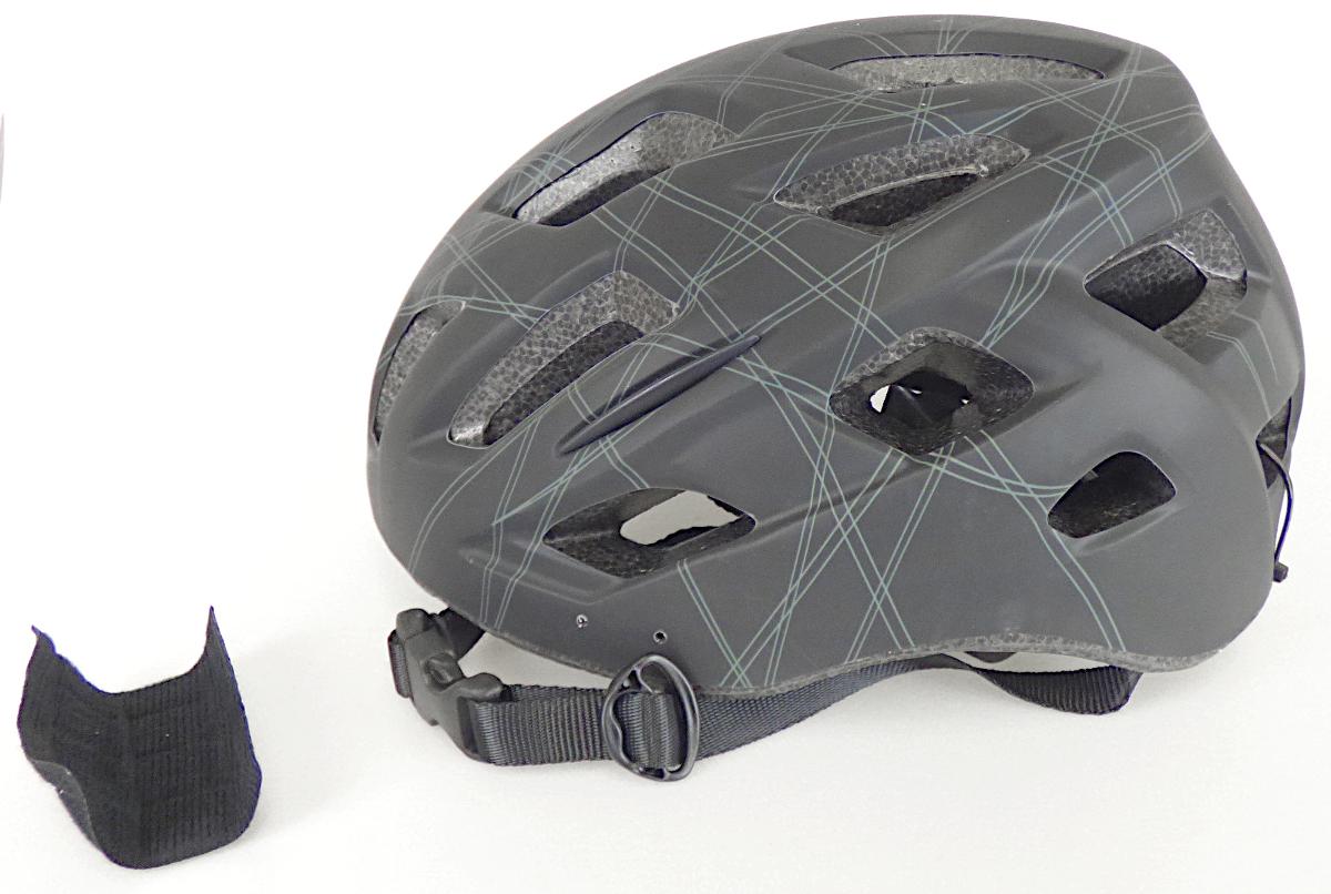 Sicherheitskopfbedeckung, sog. Fahrradhelm, Foto siehe Anlage,
aus verschiedenen Bestandteilen zusammengesetzte Ware, bestehend aus:
- einer Sicherheitskopfbedeckung (Helm),
- - mit einer Schale aus Kunststoff (laut Antrag PVC),
- - ausgekleidet mit einer Schale aus geschäumtem Kunststoff (laut Antrag EPS),
- - mit einer herausnehmbaren Polsterung mit einem integrierten Insektenschutznetz,
- - mit einem gepolsterten, längenverstellbaren Kinnriemen aus Spinnstoff,
- - im Bereich des Hinterkopfs mit einem Drehrad aus Kunststoff zur Weitenregulierung,
- - in zwei Größen: Größe M (Art.-Nr. 46601 - vorgelegtes Warenmuster - und 74601) und
    Größe L (Art.-Nr. 46602 und 74602),
- - zur Verwendung als Schutzhelm für Fahrradfahrer,
- einem elektrischen Sichtsignalgerät,
- - in Form von sechs Leuchtdioden in einem Gehäuse aus Kunststoff mit Druckschalter,
- - in eingeschaltetem Zustand zur Abgabe von Blinksignalen oder Dauerlicht vorgesehen,
- - an der Rückseite des Helms eingearbeitet,
- die Sicherheitskopfbedeckung bestimmt insbesondere aufgrund ihrer Bedeutung in Bezug
  auf die Verwendung den wesentlichen Charakter der Ware,
- an einer bedruckten Pappkarte befestigt.

"Andere Kopfbedeckung, ausgestattet, Sicherheitskopfbedeckung, aus Kunststoff"
