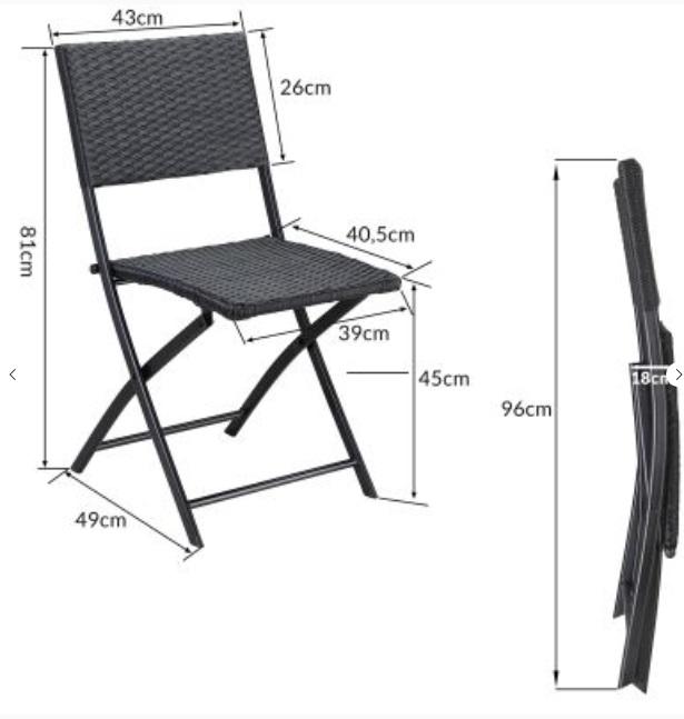 Bei der Ware "Polyrattan Klapphocker Rom" handelt es sich um ein Set bestehend aus zwei Gartenstühlen mit den jew. Abmessungen von ca. 81 x 49 x 43 cm (H x T x B). Die Ware verfügt im Wesentlichen über ein klappbares Gestell mit Rückenlehne aus pulverbeschichtetem Stahl, über das ein Geflecht aus Polyrattan gewickelt ist.

Das Erzeugnis wird als "anderes als von der Position 9402 und den Unterpositionen 9401 10 bis 9401 69 erfasstes Sitzmöbel, mit Gestell aus Metall, nicht gepolstert" eingereiht.