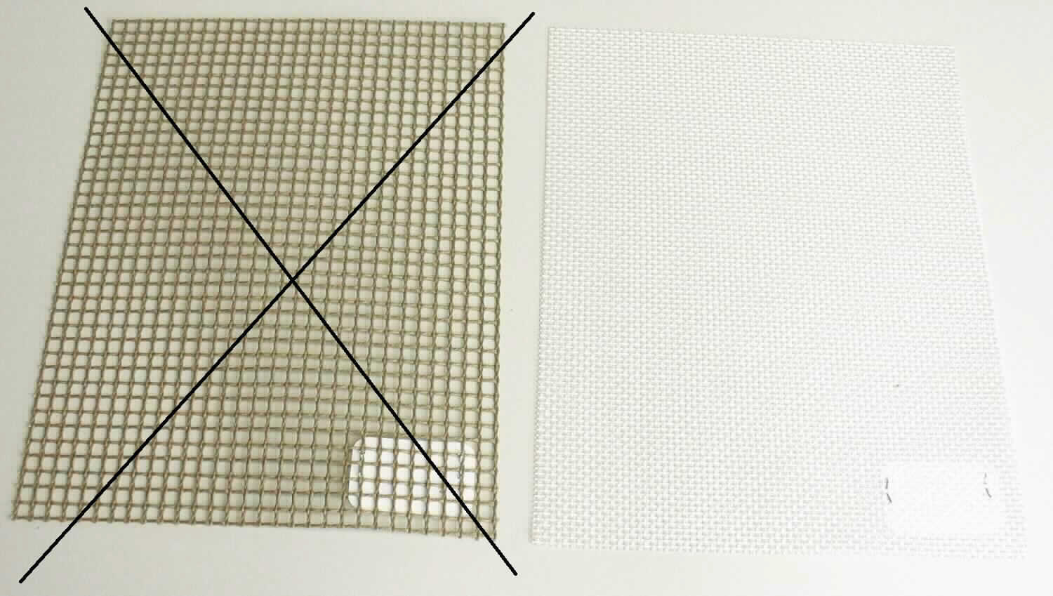 Gewebe aus Glasfasern, Typ S02, Foto siehe Anlage,
- undichtes (offenmaschiges) Gewebe in Leinwandbindung,
- aus gezwirnten Garnen aus Glasfilamenten (keine Rovings; laut Untersuchungsergebnis), 
- mit Kunststoff (laut Antrag Silikon) überzogen,
- offenmaschiges Gewebe mit einer Zelllänge und -breite von ca. 0,9 mm x 1,1 mm (laut Untersuchungsergebnis),
- mit einem Quadratmetergewicht von 430 Gramm (laut Untersuchungsergebnis),
- Meterware auf Rollen mit einer Breite von mehr als 30 cm (laut Antrag),
- das Gewebe aus Glasfasern verleiht der Ware nach dem Umfang und aufgrund seiner Bedeutung in Bezug 
  auf die Verwendung den wesentlichen Charakter.

"Gewebe aus Glasfasern, kein Gewebe aus Glasseidensträngen (Rovings), mit einer Breite von mehr als 30 cm,
 in Leinwandbindung, mit einem Quadratmetergewicht von mehr als 250 g, 
 offenmaschige Gewebe aus Glasfasern mit einer Zelllänge und -breite von weniger als 1,8 mm"