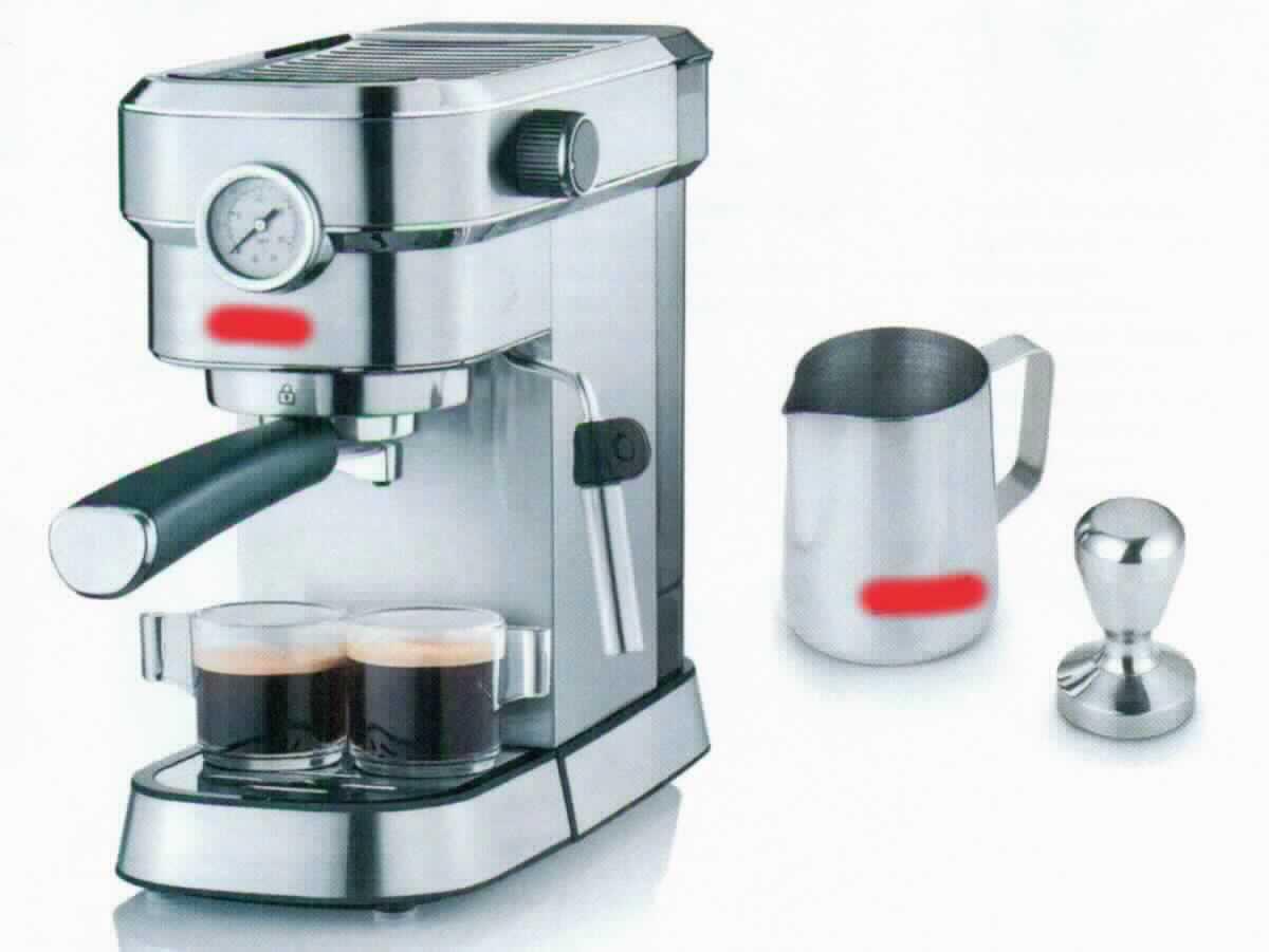 Espressomaschine "Espresa Plus", #5995" (Abbildung siehe Anlage)
- aus einer Brüheinheit und einem Heizsystem in einem Gehäuse mit einer Flüssig-
  keitspumpe, Siebträgerhalter, Manometer, Bedienelementen, abnehmbarem
  Wassertank (Füllmenge: 1,1 l), Aufschäumdüse, Auffangschale sowie einem Netzkabel,
  für eine Leistung von 1350 W,
- zum Zubereiten von z.B.  Espresso und Cappuccino,
- zur Verwendung im Haushalt bestimmt,
- zusammen mit Beipack (Milchschaumkännchen, Tamper) in einer gemeinsamen
  Verkaufsumschließung zur Abgabe an den Endverbraucher aufgemacht.

Die Espressomaschine bestimmt den Charakter des Ganzen.

"Elektrowärmegerät für den Haushalt, nicht von den Unterpositionen 8516 50 00 bis 8516 60 90 erfasst, Kaffeemaschine, Espressomaschine in Warenzusammenstellung in Aufmachung für den Einzelverkauf mit nicht charakterbestimmendem Beipack; Espressomaschine "
