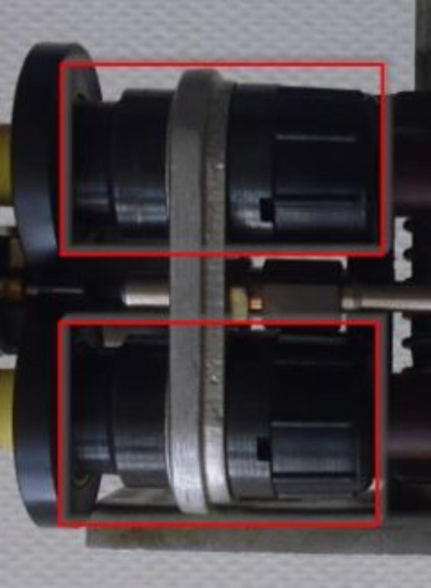 Gehäuse nach Zeichnung 7.08.66
- in Form eines spezifisch nach technischer Zeichnung gefertigten, zylindrischen
  Erzeugnisses aus Automatenstahl, ausgestattet mit maßgenauen Hervorhebungen
  und Vertiefungen
- nach Antragsangaben wird das Gehäuse auf die Lagereinheit (bestehend aus Welle,
  Kugeln, Lagerbüchse und Käfig - alle nicht Gegenstand der vZTA) einer Texturiermaschine
  verklebt und hat die Funktion, die Lagereinheit in Position zu halten und eine Verbindung
  zwischen Lagereinheit und Texturieraggregat herzustellen

"Lagergehäuse ohne eingebautes Wälzlager, für Wälzlager aller Art, nicht für zivile
 Luftfahrzeuge, nicht für Turbolader"