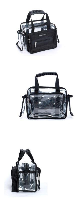 Handtasche, Foto siehe Anlage,
- mit einer flächenmäßig überwiegenden Außenseite aus klarsichtiger Kunststofffolie (charakter-
  bestimmend),
- an einer Längsseite mit einer Außenseite aus Spinnstoff; mit einem aufgenähten Etikett mit
  einem Firmenlogo,
- mit zwei Handtragegriffen,
- mit einem abnehmbaren, längenverstellbaren Schultertragegurt,
- an der Vorderseite mit einem aufgesetzten Fach mit zwei Reißverschlüssen (entlang des oberen
  Rands bis zu den Seiten bzw. an der Vorderseite verlaufend),
- an der Rückseite mit einem aufgesetzten Fach mit einem entlang des oberen Rands bis zu den
  Seiten verlaufenden Reißverschluss,
- an beiden Schmalseiten jeweils mit einem aufgesetzten, offenen Einsteckfach,
- das Hauptfach ist mit einem entlang des oberen Rands verlaufenden Reißverschluss versehen,
- - nicht gefüttert; ohne Inneneinteilung,
- mit den Abmessungen: ca. 31 cm (Breite) x 23 cm (Höhe) x 15 cm (Tiefe),
- Handtasche, da aufgrund der Form, der Größe und des Gesamteindrucks in erster Linie dazu
  geeignet, kleinere, persönliche Gegenstände aufzunehmen.

"Handtasche, mit Außenseite aus Kunststofffolien"