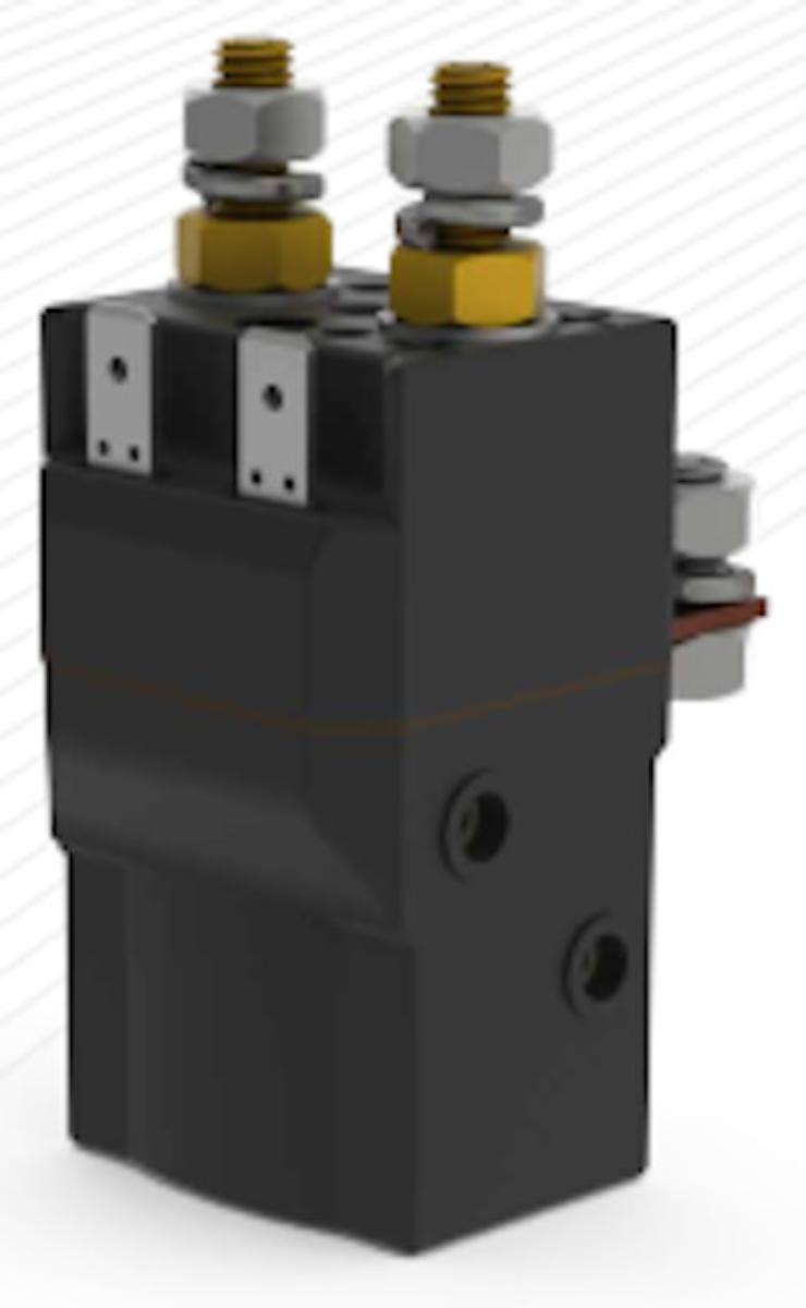 Leistungsschütz der Serie SW61,
- im Wesentlichen bestehend aus einem quaderförmigen Gehäuse
  mit einer Gesamtlänge von 84 mm,
- jeweils 2 x 2 versetzte M6 Gewindeanschlüsse,
- mit einem Laststromkreis und einem Steuerstromkreis arbeitend,
- für eine Spulenspannung von 24,0 oder 48,0 VDC und einer Stromstärke von 80 A,
- zum elektromagnetischen Schalten.

Die Ware wird als "elektrisches Gerät zum Schließen und Unterbrechen von elektrischen Stromkreisen, Relais, für eine Spannung von 60 V oder weniger, für eine Stromstärke von mehr als 2 A, nicht für bestimmte Luftfahrzeuge, keine Ware der TARIC-Codes 8536 4190 40 0 oder 8536 4190 50" eingereiht.

Anlage: 1 Abbildung