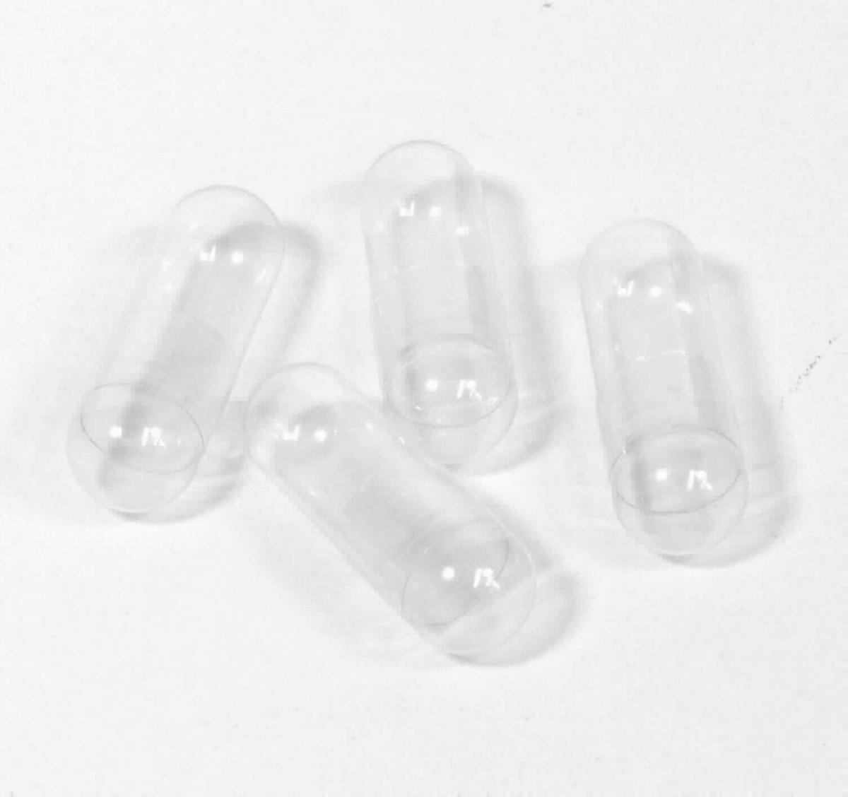 Bei den - laut Antrag - als "Kapselhälften" bezeichneten Erzeugnissen handelt es um leere Kapseln aus - laut Antragsangaben - Hydroxypropylmethylcellulose, einem Kunststoff im Sinne der Anmerkung 1 zu Kapitel 39.
Die zweiteiligen klarsichtigen Steckkapseln (Länge ca. 25 mm, Durchmesser ca. 6 mm) sind zur Aufnahme pharmazeutischer Substanzen, Nahrungsergänzungsmitteln usw. bestimmt.

Derartige Waren sind zolltariflich als "Transport- oder Verpackungsmittel, aus Kunststoffen, Spulen, Spindeln, Hülsen und ähnliche Warenträger, aus Kunststoffen, keine Ware der Codenummer 3923 4010 00 0" einzureihen.