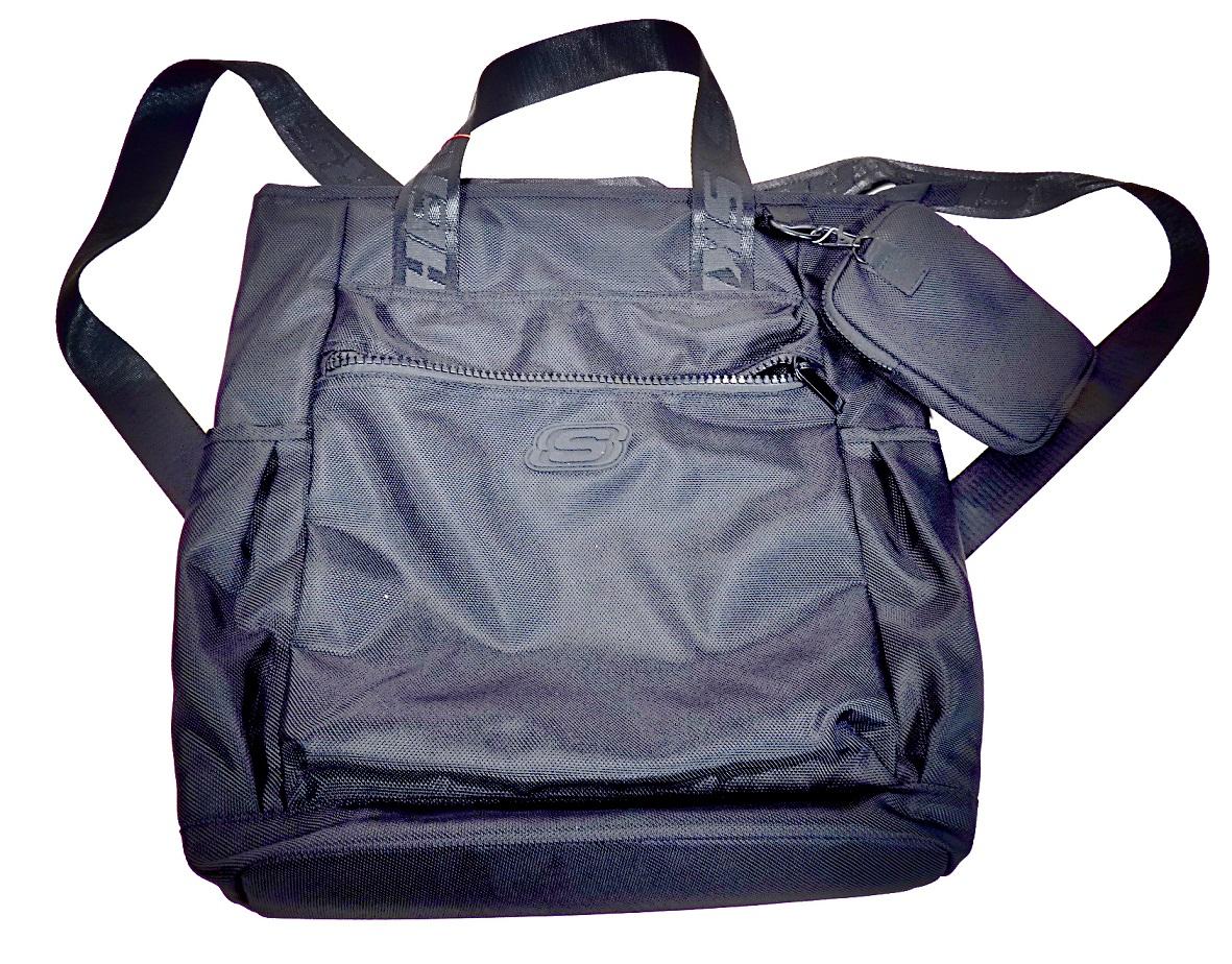 Rucksack, sog. Skechers New Rucksacktasche, 24405A/50, Foto siehe Anlage,
aus verschiedenen Bestandteilen zusammengesetzte Ware, bestehend aus:
- einem Rucksack:
- - mit einer Außenseite aus Spinnstoffen,
- - mit einem Handtragegriff,
- - mit zwei längenverstellbaren, nicht abnehmbaren Rückentragegurten; durch Nachobenziehen
    eines Gurtes kann ein weiterer Tragegriff gebildet werden, sodass der Rucksack in der Art
    einer Einkaufstasche getragen werden kann,
- - an der Vorderseite mit einem aufgesetzten Reißverschlussfach,
- - an den Schmalseiten jeweils mit einem offenen Einsteckfach,
- - das Hauptfach ist mit einem entlang des oberen Rands verlaufenden Reißverschluss versehen,
- - - gefüttert; innen mit zwei Einsteckfächern ausgestattet,
- - mit den Abmessungen: ca. 34 cm (Breite) x 40 cm (Höhe) x 14 cm (Tiefe),
- - stellt sich aufgrund der nicht abnehmbaren Rückentragegurte als Rucksack der Position 4202 dar,
- - nicht handgearbeitet (laut Antrag),
- einem ähnlichen Behältnis,
- - mit einer Außenseite aus Spinnstoffen,
- - mit einem entlang des oberen Rands bis zu den Seiten verlaufenden Reißverschluss versehen,
- - - gefüttert; ohne Inneneinteilung,
- - mit den Abmessungen: ca. 11 cm (Breite) x 16 cm (Höhe) x 2 cm (Tiefe),
- - mit einem Karabinerhaken an einer Öse des Rucksacks befestigt,
- der Rucksack bestimmt im Hinblick auf seine Bedeutung in Bezug auf die Verwendung den
  wesentlichen Charakter der zusammengesetzten Ware.

"Rucksack, mit Außenseite aus Spinnstoffen, nicht handgearbeitet"