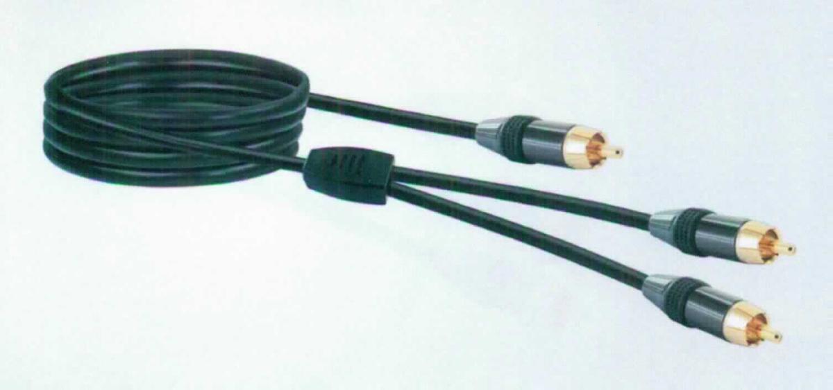 Isoliertes elektrisches Kabel, sog. "Cinch Y- Subwoofer Kabel",
- mit einer Gesamtlänge von ca. 3 m,
- bestehend aus zwei einzeln isolierten Koaxialkabeln, über eine Länge von ca. 2,75 m gemeinsam 
  ummantelt und dann über ein Kunststoffstück in 2 Einzelkabel übergehend,  
- an den drei Enden jeweils mit einem Cinchstecker ausgestattet,
- für eine Spannung von weniger als 1000 Volt,
- zum Verbinden von Geräten mit entsprechenden Anschlüssen, insbesondere zur Übertragung 
  von Audiosignalen,
- in einer beschrifteten Verkaufsverpackung mit Aufhängevorrichtung verpackt.

Die Ware ist als "isoliertes elektrisches Koaxialkabel, nicht von den Codenummern 8544 2000 10 0 bis
8544 2000 30 0 erfasst" einzureihen.