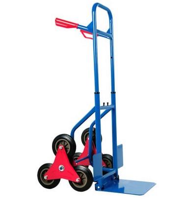 Treppenkarre 200 kg, Foto siehe Anlage,
- mit Rahmen aus Stahl und einem höhenverstellbaren Griffbügel,
- mit am Griffbügel angebrachten Sicherheitsgriffen aus Kunststoff,
- in den Abmessungen: ca. 65 cm (Tiefe) x 47 cm (Breite) x 115 cm (Höhe),
  zusammengeklappt ca. 39 cm (Tiefe) x 47 cm (Breite) x 84 cm (Höhe),
- rechts und links mit jeweils einem sternförmigen, aus drei Rädern (Durchmesser des
  Einzelrades ca. 16 cm) zusammengesetzten Rad; die Dreirad-Mechanik der Räder
  ermöglicht einen Transport über Treppenstufen mit einer Höhe von bis zu ca. 22 cm,
- mit einer klappbaren Ladeschaufel (Breite ca. 29,5 cm x Tiefe ca. 28 cm),
- zum Transport schwerer Güter (Tragkraft bis 200 kg),
- zum Schieben oder Ziehen mit der Hand.

"Nicht selbstfahrendes Fahrzeug (Sackkarre)"