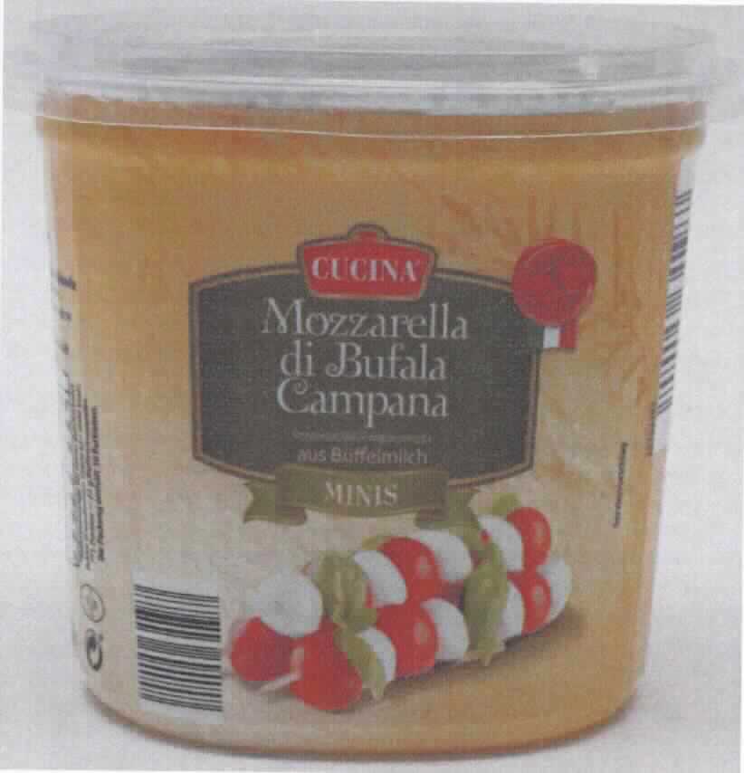 Büffel-Mozzarella

Ein Warenmuster in Original-Umschließung und Angaben zur Zusammensetzung wurden vorgelegt.

Beschaffenheit des vorgelegten Warenmusters:
Bedruckter Kunststoffbecher, mit Angaben zu u. a. Warenbezeichnung (Mozzarella di Bufala Campana), Inhalt (Nettogewicht: 490 g, Abtropfgewicht: 250 g), Fettgehalt in der Trockenmasse (min. 52 %) und Hersteller.
Inhalt: Weiße, unregelmäßig geformte Kugeln mit einem Durchmesser von ca. 3,5 - 4,0 cm in Salzlake; Geschmack mild, milchig, salzig, nicht gereift, einem handelsüblichen Büffelmozzarella entsprechend.

Fettgehalt gemäß Angaben: 40 GHT oder weniger

Nichtgereifter Käse, mit einem Fettgehalt von 40 GHT oder weniger, Mozzarella.