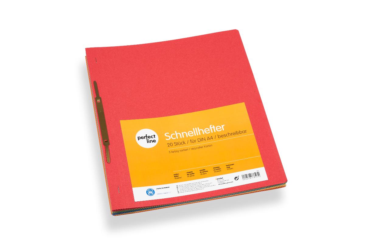 Sogenannte Kartonschnellhefter:
Es handelt sich um Schnellhefter aus Pappe zum Abheften von Papieren in DIN A4-Format. Sie bestehen aus mehrfach gerillten Zuschnitten aus Pappe, die durch Falzen ihre Form erhalten. Zusätzlich sind sie zum abheften mit einer Klammer und einer Deckleiste, aus unedlem Metall, versehen. Sie sind in verschiedenen Farben erhältlich.

Abbildung siehe Anlage.

Derartige Waren gehören als "Ordner, Schnellhefter, Einbände (andere als Buchhüllen) und Aktendeckel" zur Codenummer 4820 30 00 00 0 des Zolltarifs.