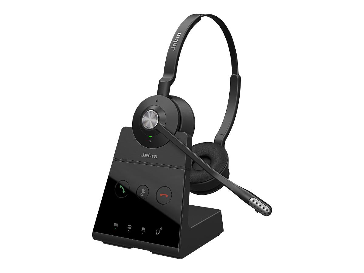 Headset (Abbildung siehe Anlage),
- aus zwei Lautsprechern (Hörer) mit Ohrpolster jeweil in einem Gehäuse, Bluetooth-
  Funksende- und -empfangseinheit sowie Akkumulator an einem verstellbaren Überkopf-
  bügel, Mikrofon, Bedienelement (für Lautstärke, Rufannahme und -beendigung, Stummschaltung)
  und Ladekontakten (Abmessungen: 141 x 32 x 169 mm),
- zum Umwandeln elektrischer Tonfrequenzsignale in Schallwellen und zum Umwandeln von
  Schallwellen in elektrische Tonfrequenzimpulse - kennzeichnende Haupttätigkeit - sowie zum
  Senden und Empfangen von Audiosignalen im Bluetooth-Standard für das drahtlose Telefonieren
  im Freisprechbetrieb mit Mobiltelefonen und weiteren Endgeräten ohne Wählmöglichkeit,
- zusammen mit Beipack (Basisstation, Kabel, Netzteil, Dokumentation und Kurzanleitung) in einer
  gemeinsamen Verkaufsumschließung.
Das Headset bestimmt den Charakter des Ganzen.

"Kopfhörer kombiniert mit Mikrofon (Kombination aus Kopfhörer mit Mikrofon - kennzeichnende
 Haupttätigkeit - und Funksende- und -empfangseinheit, in Warenzusammenstellung mit nicht
 charakterbestimmendem Beipack, in Aufmachung für den Einzelverkauf)"