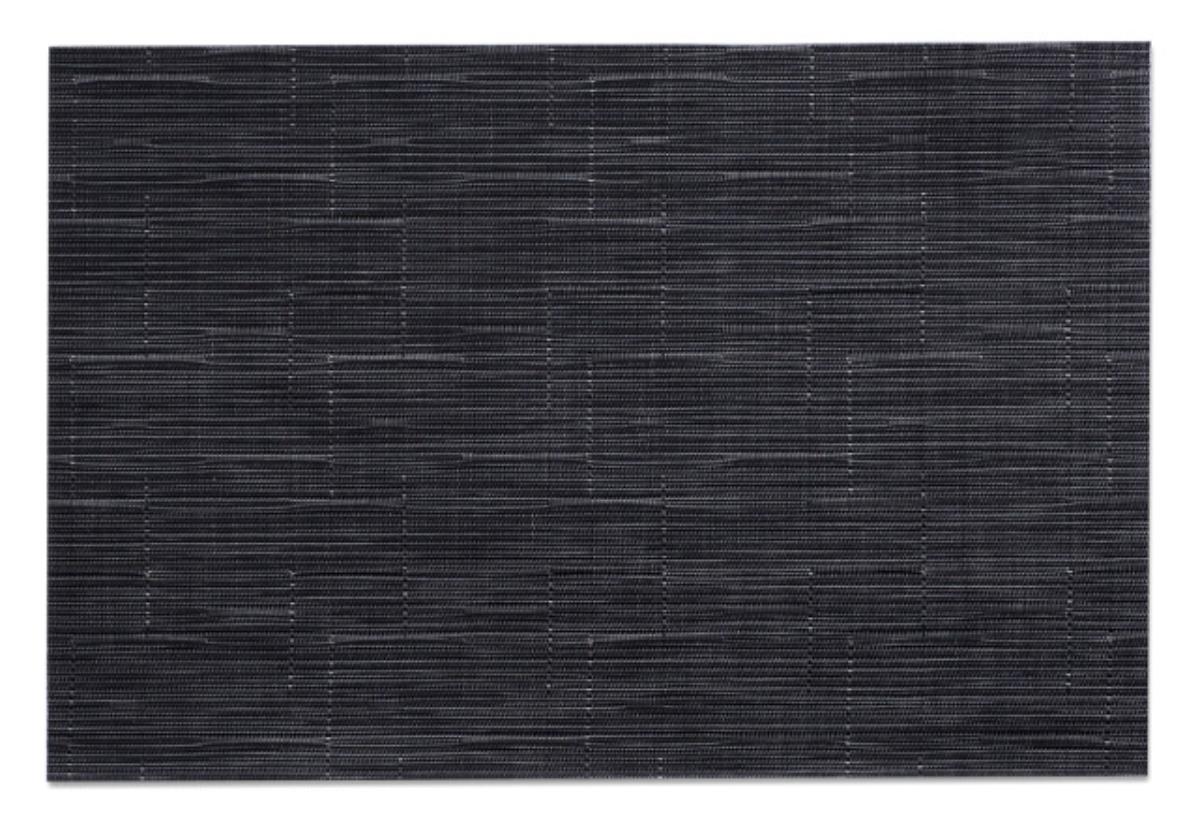 Gewebe, sog. Platzset Trend, Art. 26756, Foto siehe Anlage,
- lediglich rechteckig zugeschnitten (somit nicht konfektioniert),
- laut Antrag in den Abmessungen (L x B) von ca. 45 cm x 30 cm,
- aus Garnen der Position 5604 aus synthetischen Chemiefasern (laut Antrag Polyester), die vor dem
  Weben mit dem bloßen Auge wahrnehmbar mit Kunststoff (laut Antrag Polyvinylchlorid) ummantelt
  (überzogen) wurden.

"Gewebe, mit Kunststoff (Polyvinylchlorid) überzogen, anderes als solche der Position 5902"
