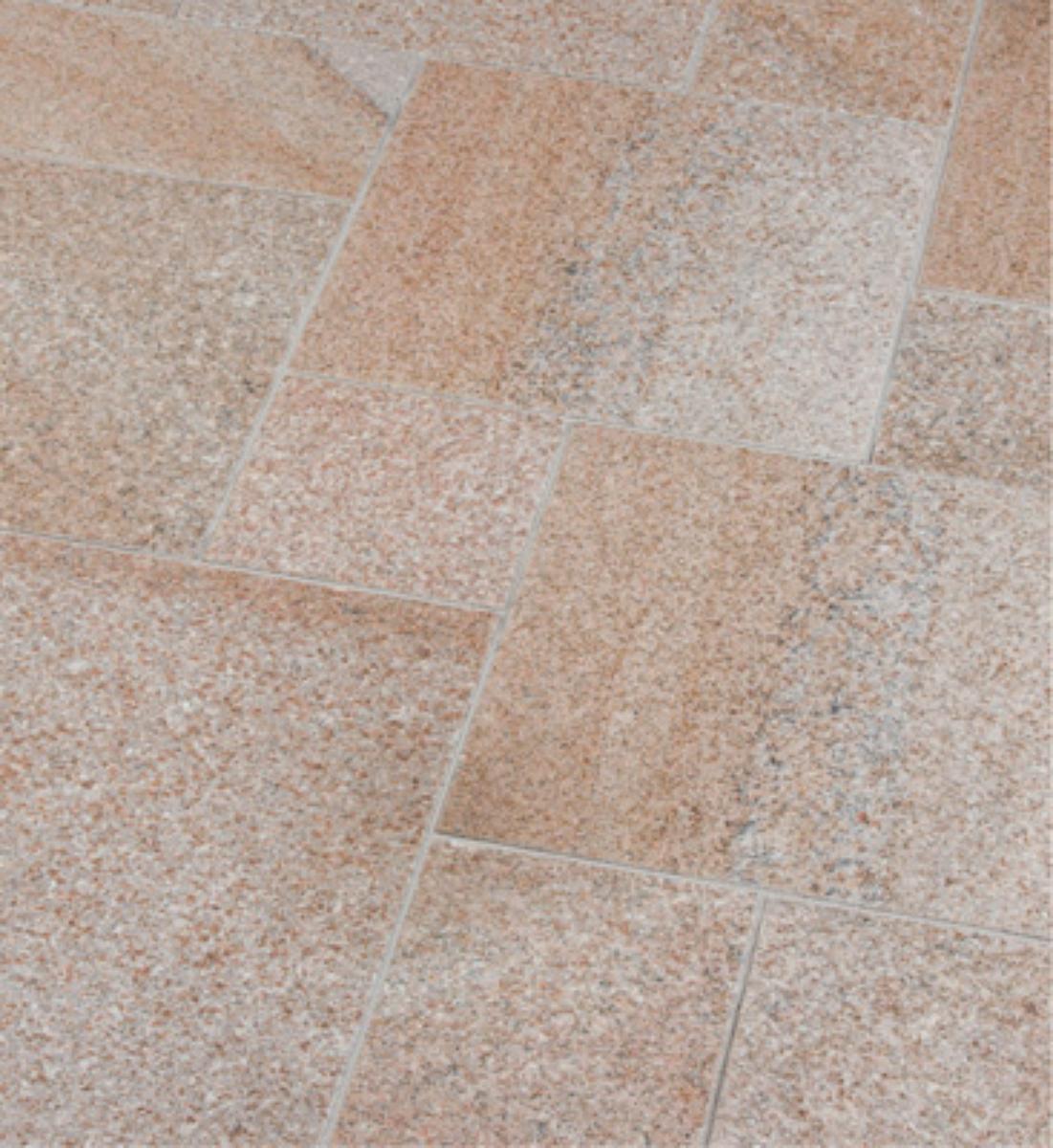 Angaben:
Terrassenplatten SOL EXACTA geflammt; Bearbeitung: Oberfläche geflammt, Kanten gefast, Seiten gesägt; Material: Granit; Farbe: rötlich-gelb-grau.

Befund:
Bearbeitete Werksteine und Waren daraus, Granit, poliert, verziert oder anders bearbeitet, jedoch ohne Bildhauerarbeit, mit einem Eigengewicht von 10 kg oder mehr.