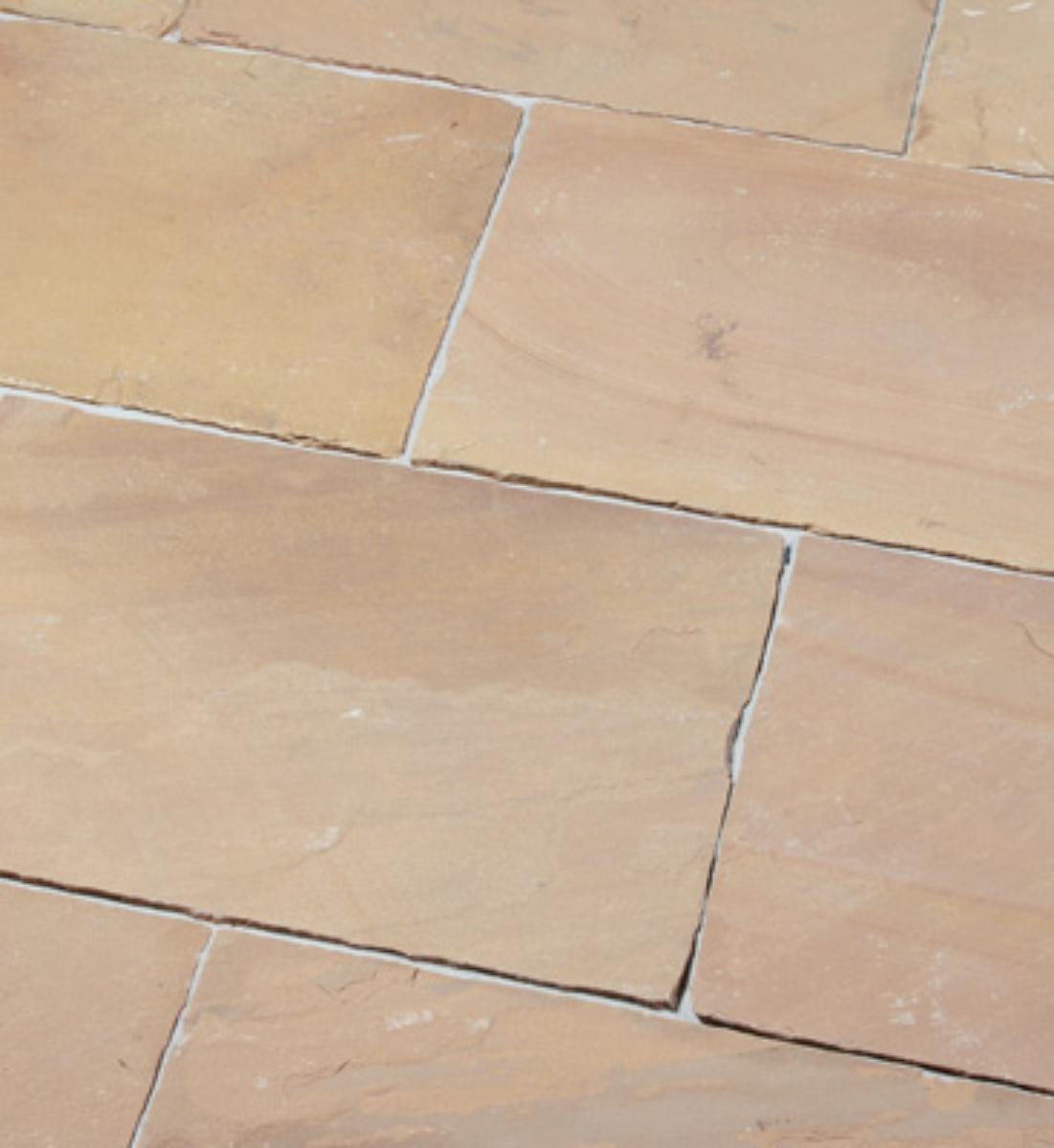 Angaben:
Terrassenplatten MANDRA CLASSIC satiniert; Bearbeitung: Oberfläche spaltrau und gebürstet, Unterseite kalibriert, Seiten handbekantet; Material: Sandstein; Farbe: gelb-hellbeige.

Befund:
Bearbeitete Werksteine und Waren daraus, poliert, verziert oder anders bearbeitet, jedoch ohne Bildhauerarbeit, mit einem Eigengewicht von 10 kg oder mehr.
