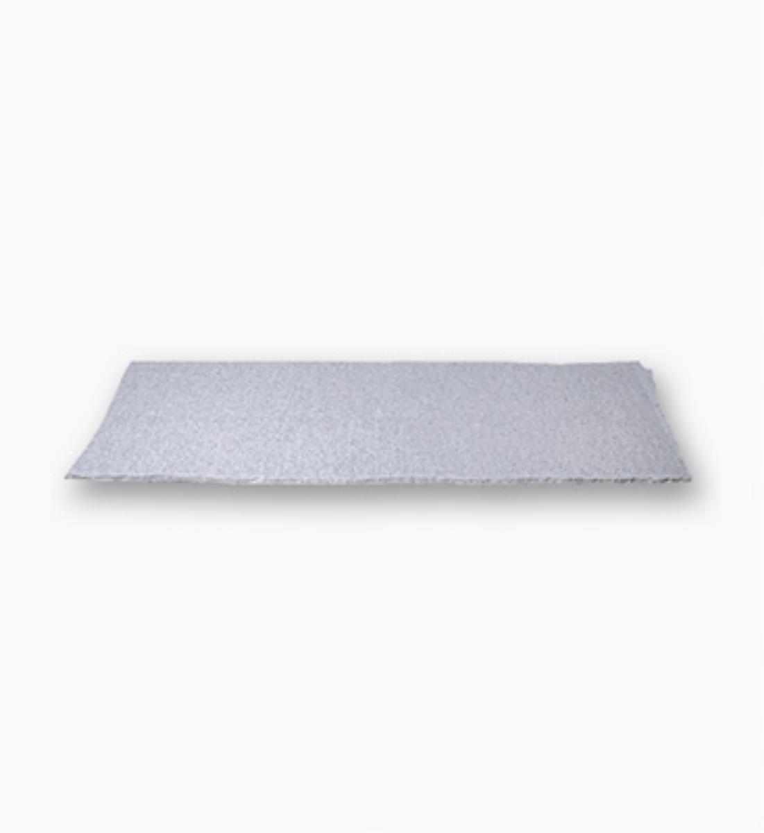 Angaben:
Polygonalplatten BRAVO geflammt; Bearbeitung: Oberfläche gesägt und geflammt; Material: Granit; Farbe: edelgrau.

Befund:
Bearbeitete Werksteine und Waren daraus, Granit, poliert, verziert oder anders bearbeitet, jedoch ohne Bildhauerarbeit, mit einem Eigengewicht von 10 kg oder mehr.